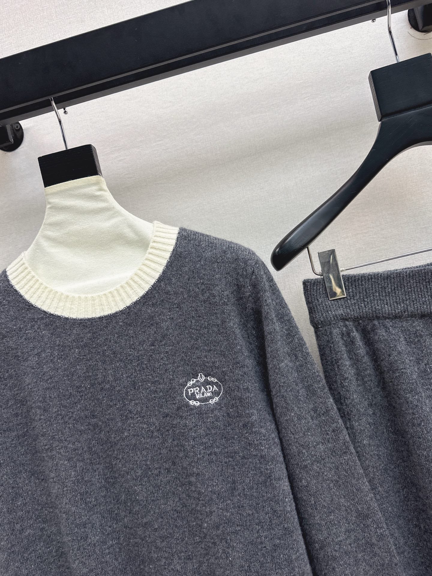 Prad 25fw wool sweater +wide-leg pants outfit set