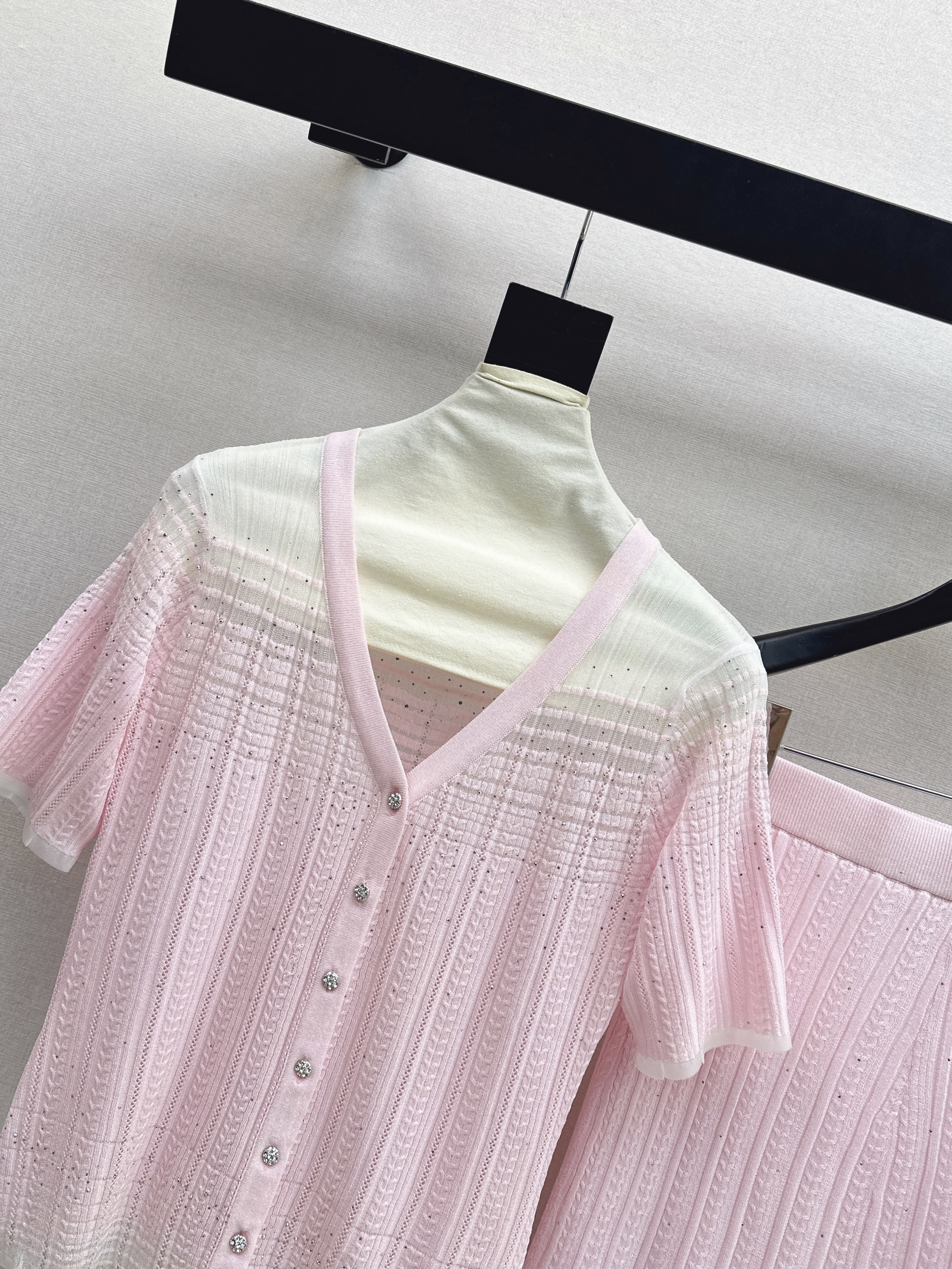 Chan 26ss knit cardigan skirt set