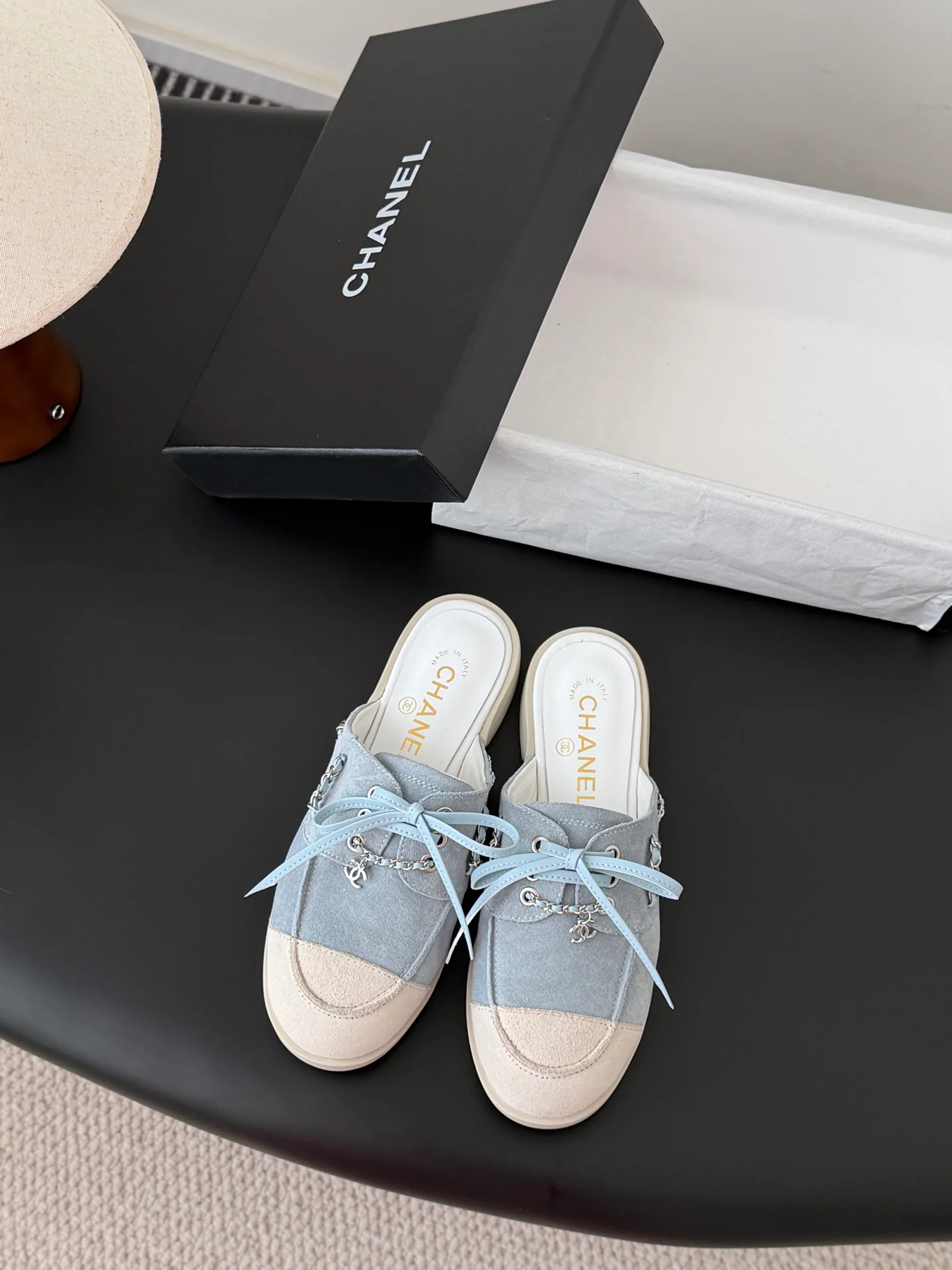 Chan 26ss slip-on shoes
