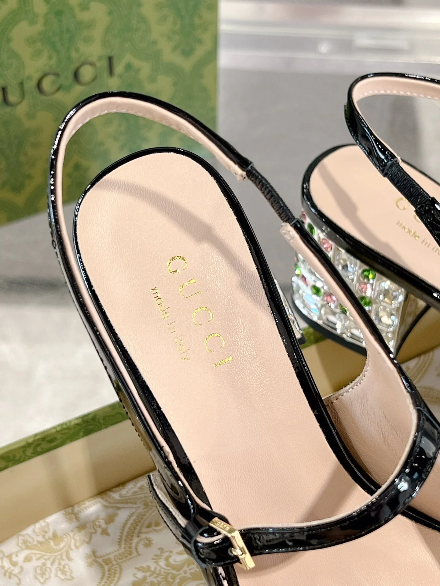 Gucc 26ss rhinestone slingback chunky heel