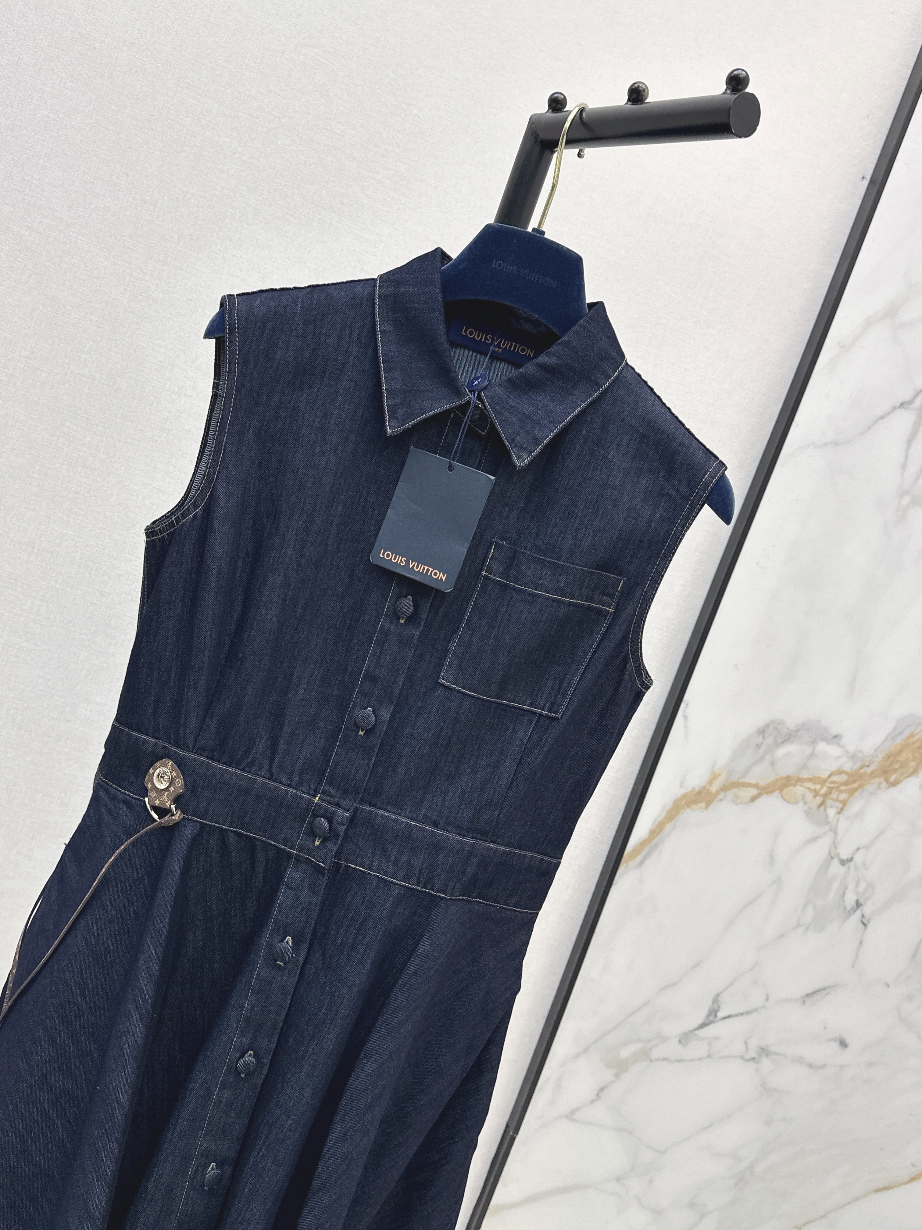 Louis 26ss Sleeveless Denim Shirt Dress