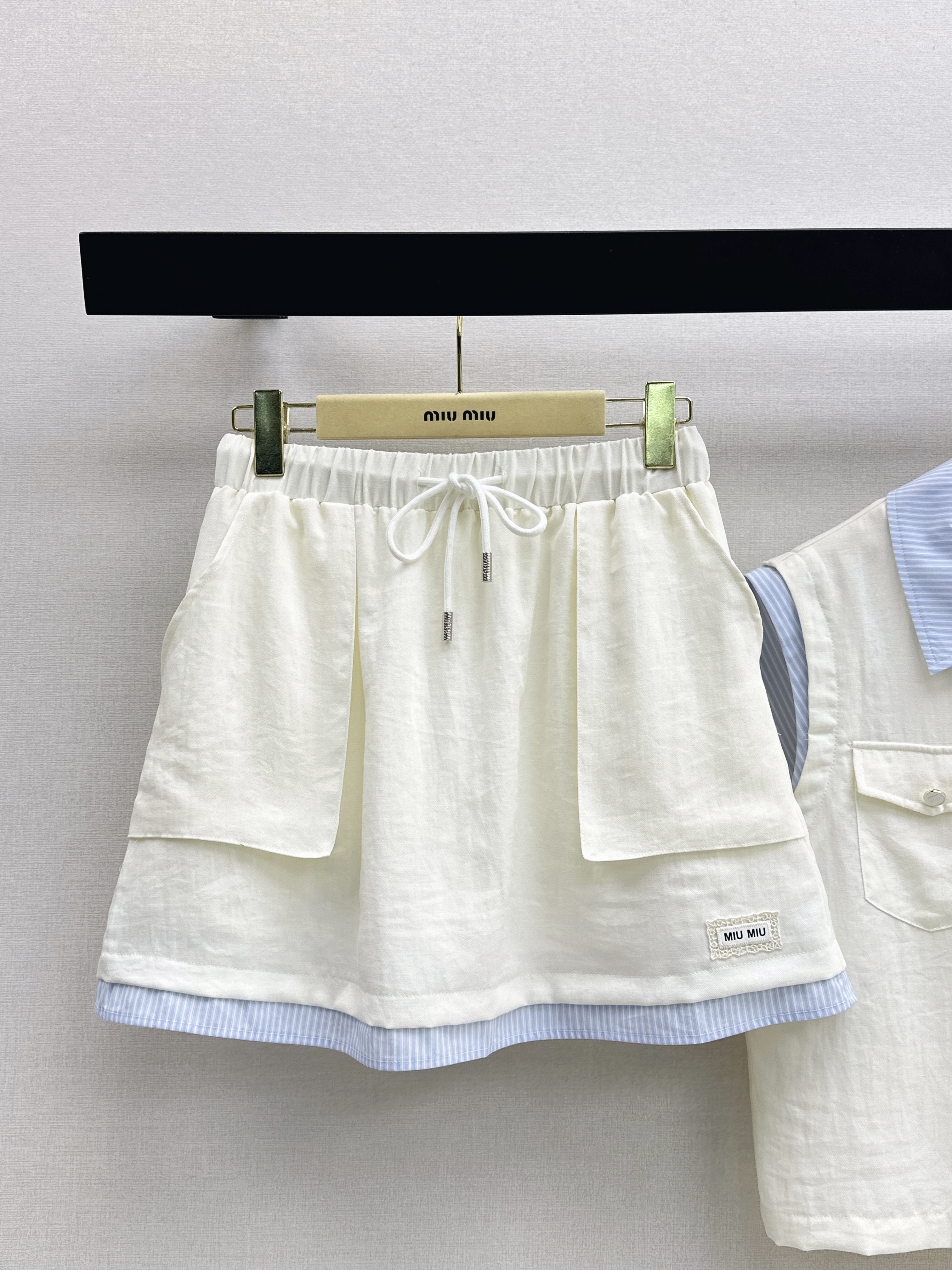 Miu 26ss shirt mini skirt set