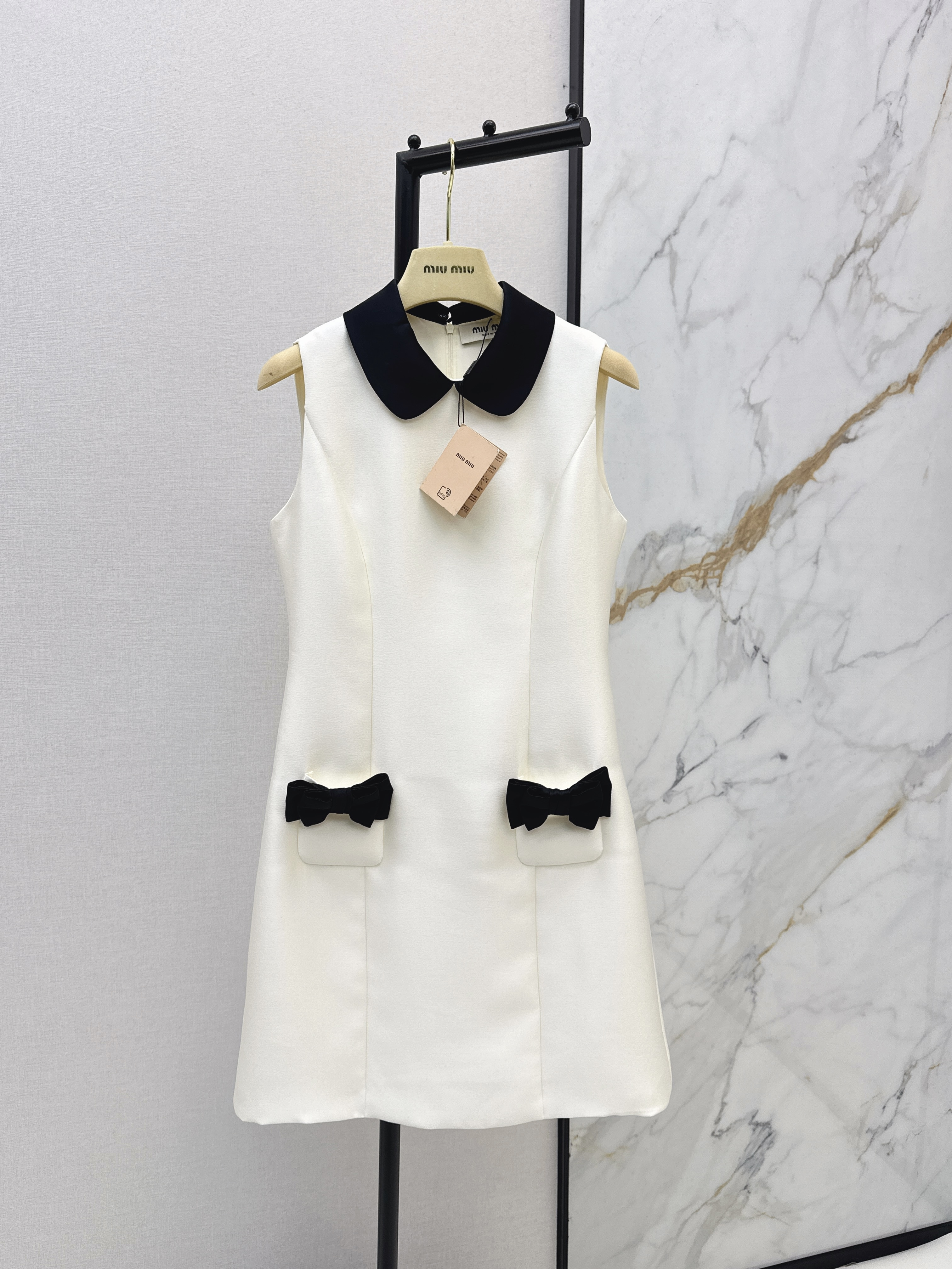 Miu 26ss bow sleeveless dress