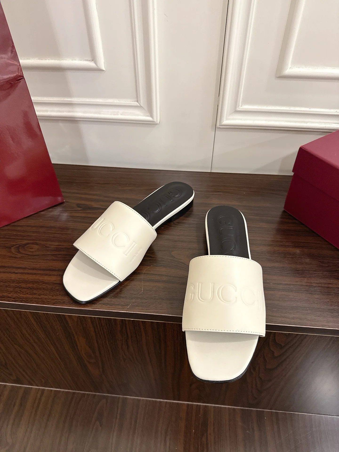 Guc 25fw slides