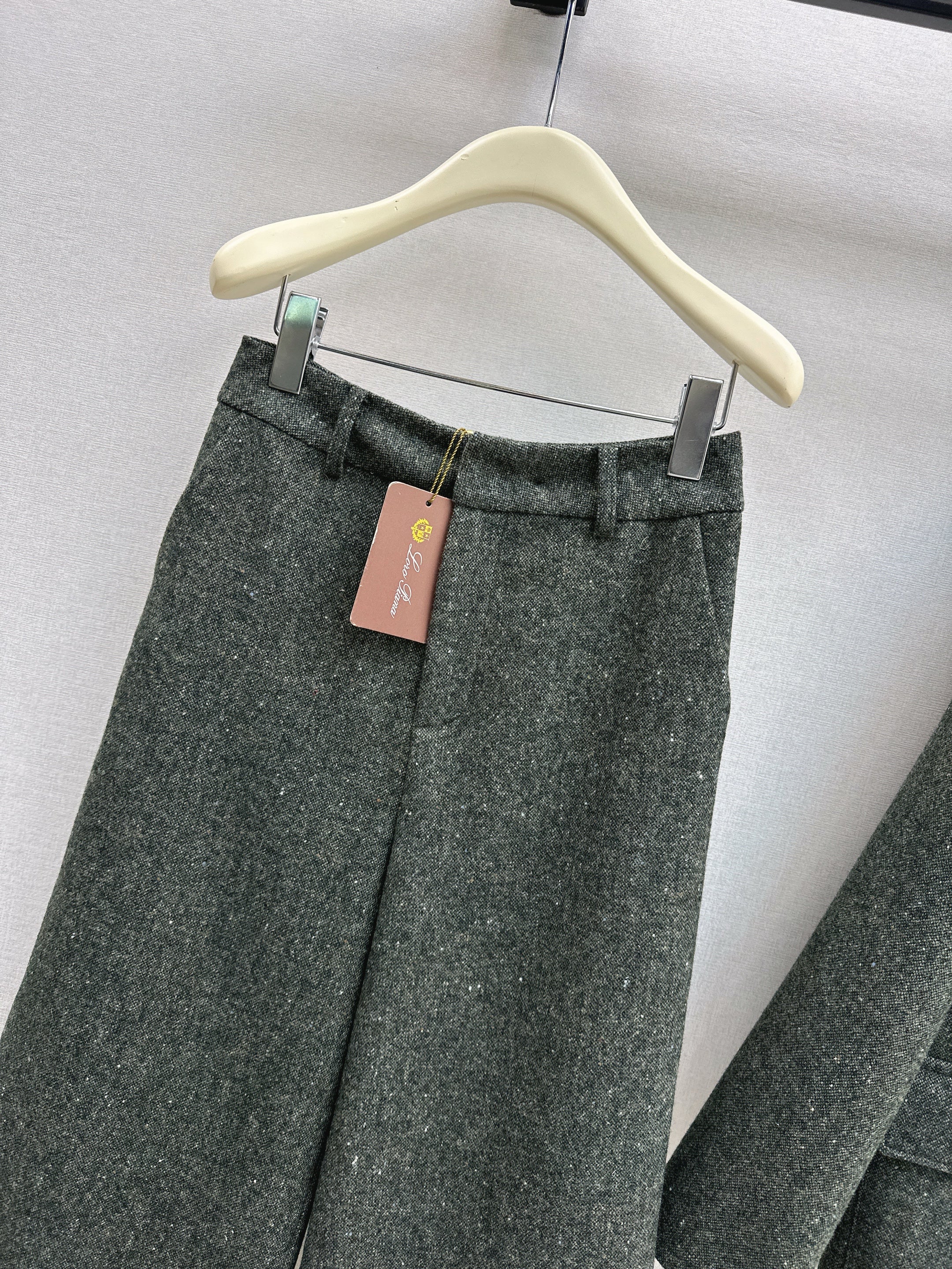 Loro 26ss wool mid pants