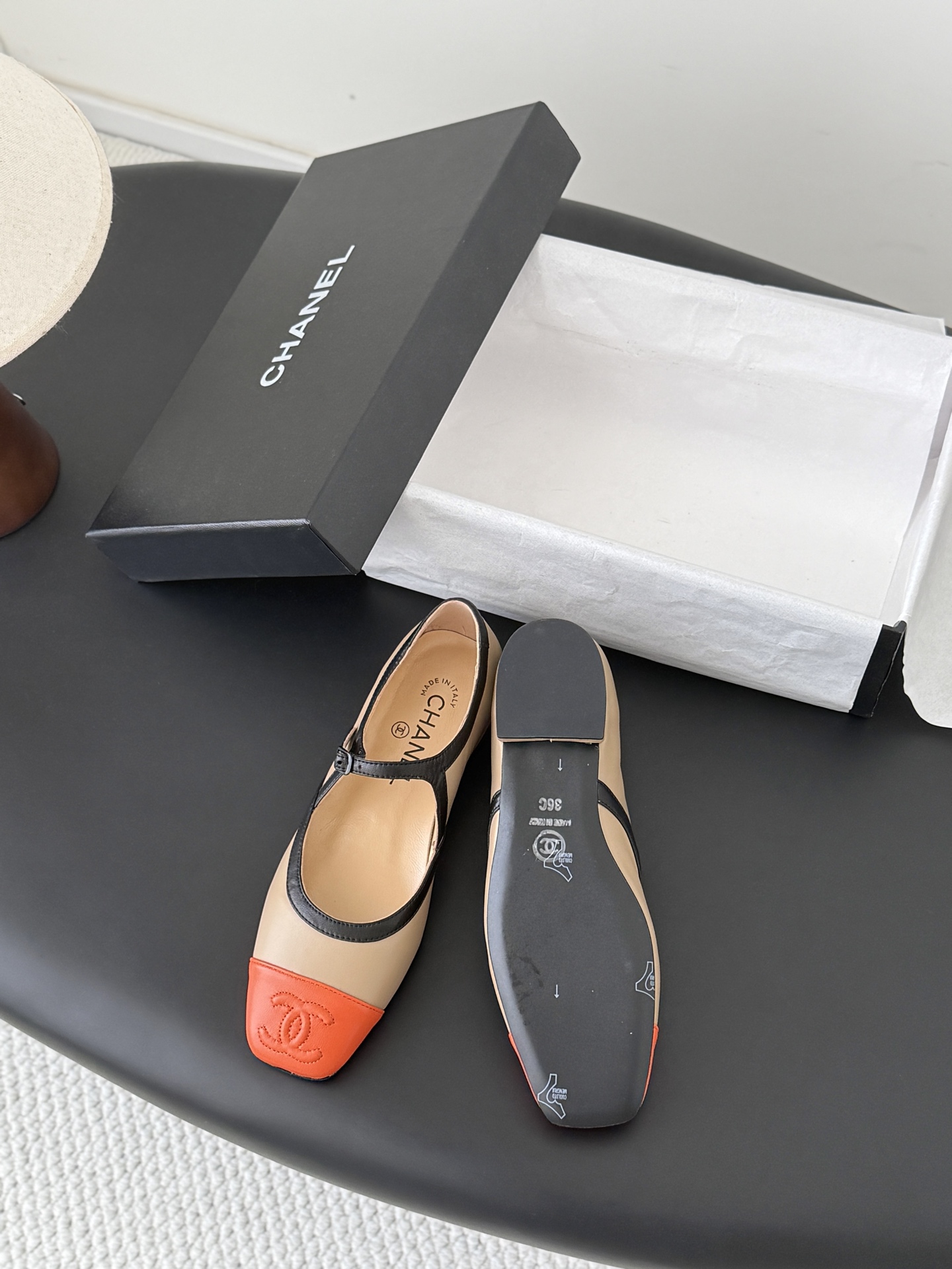 Chan 26K mary jane flats