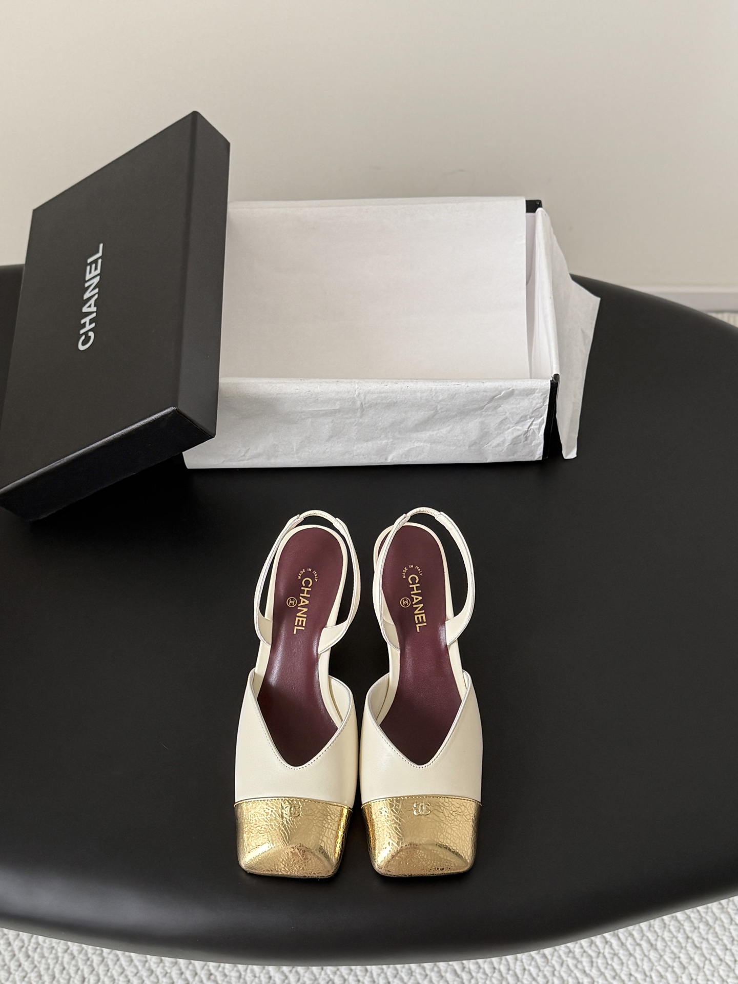 Chan two-tone slingback pumps