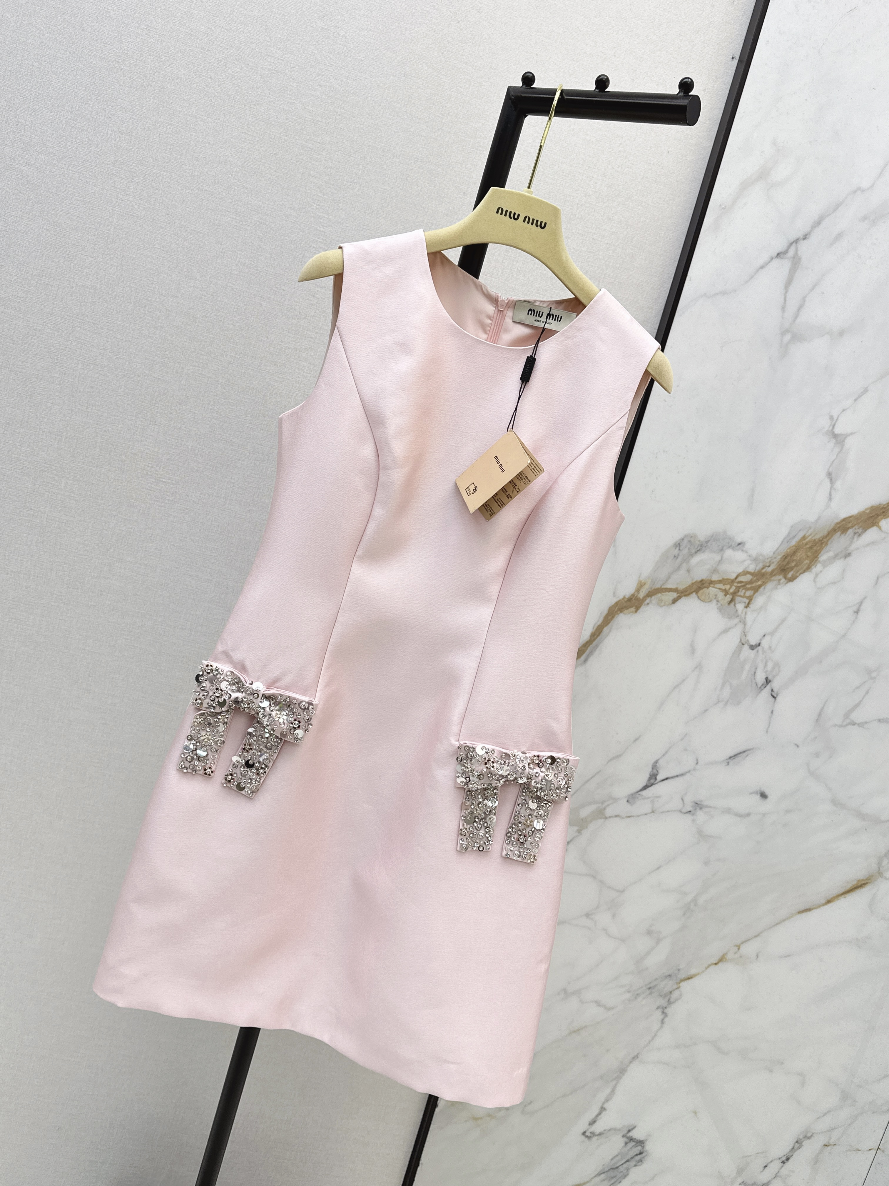 Miu 26ss rhinestone sleeveless dress