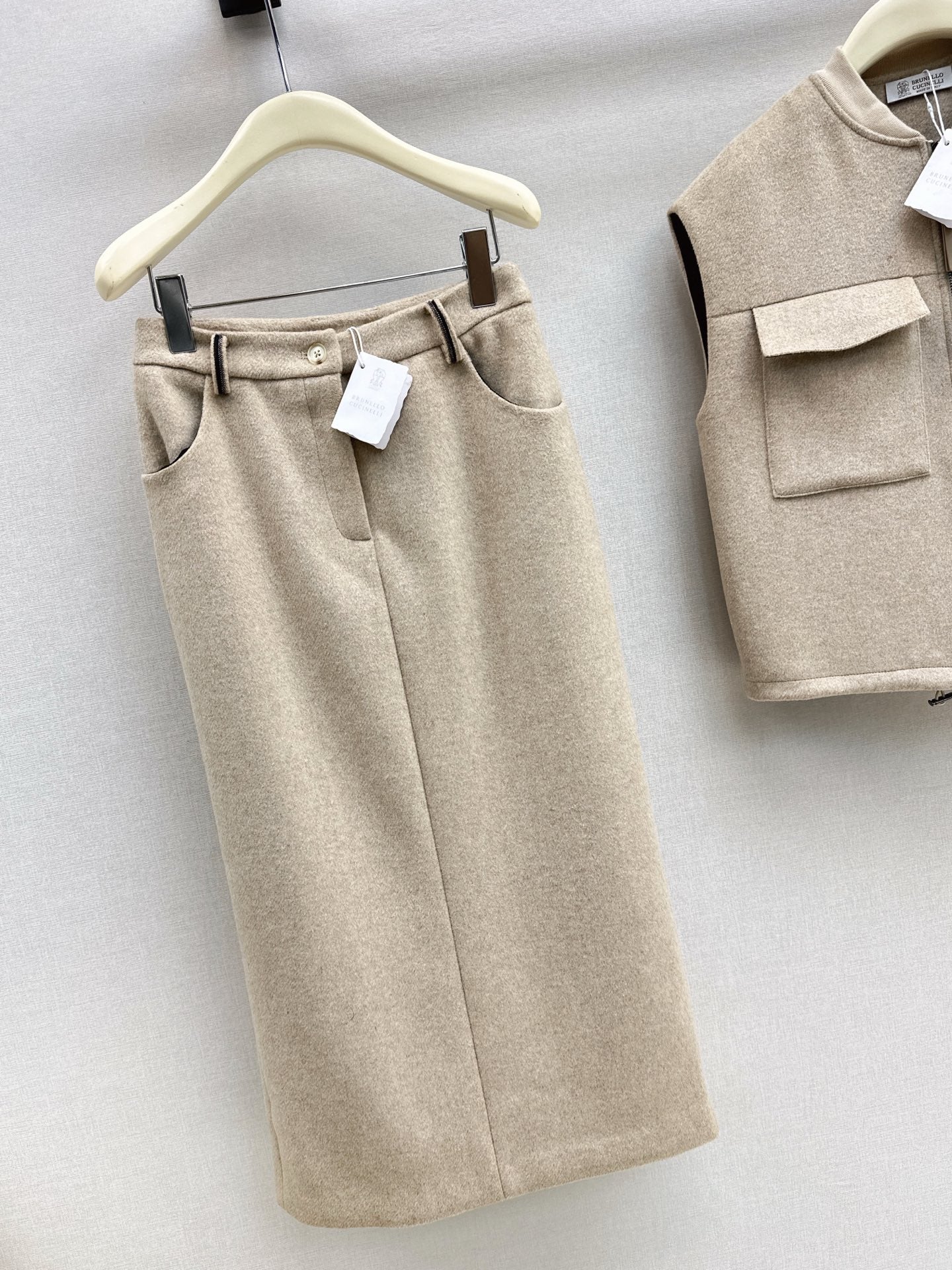 Brun 25fw woolen skirt