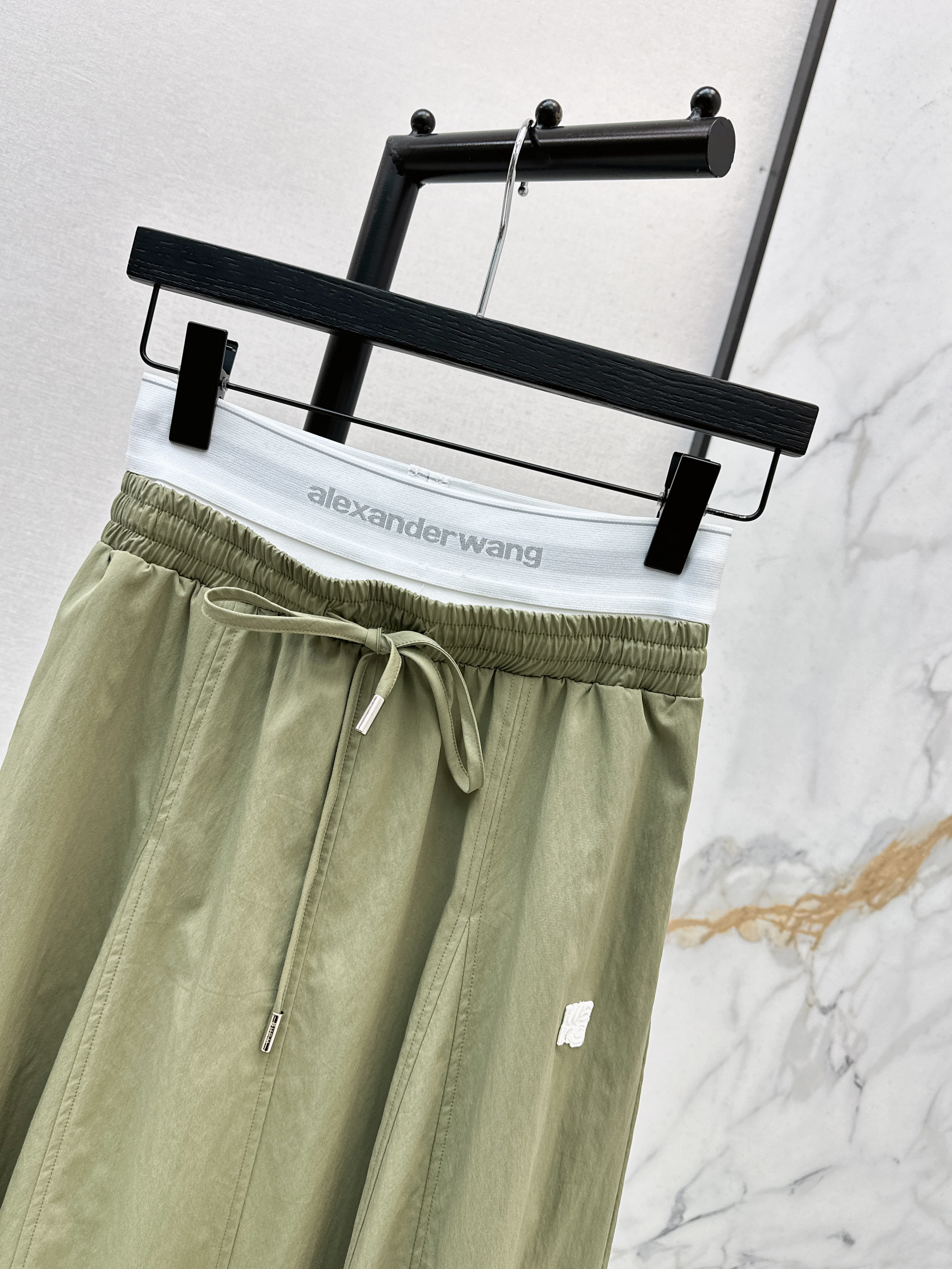 Alex 26ss pleated skirt