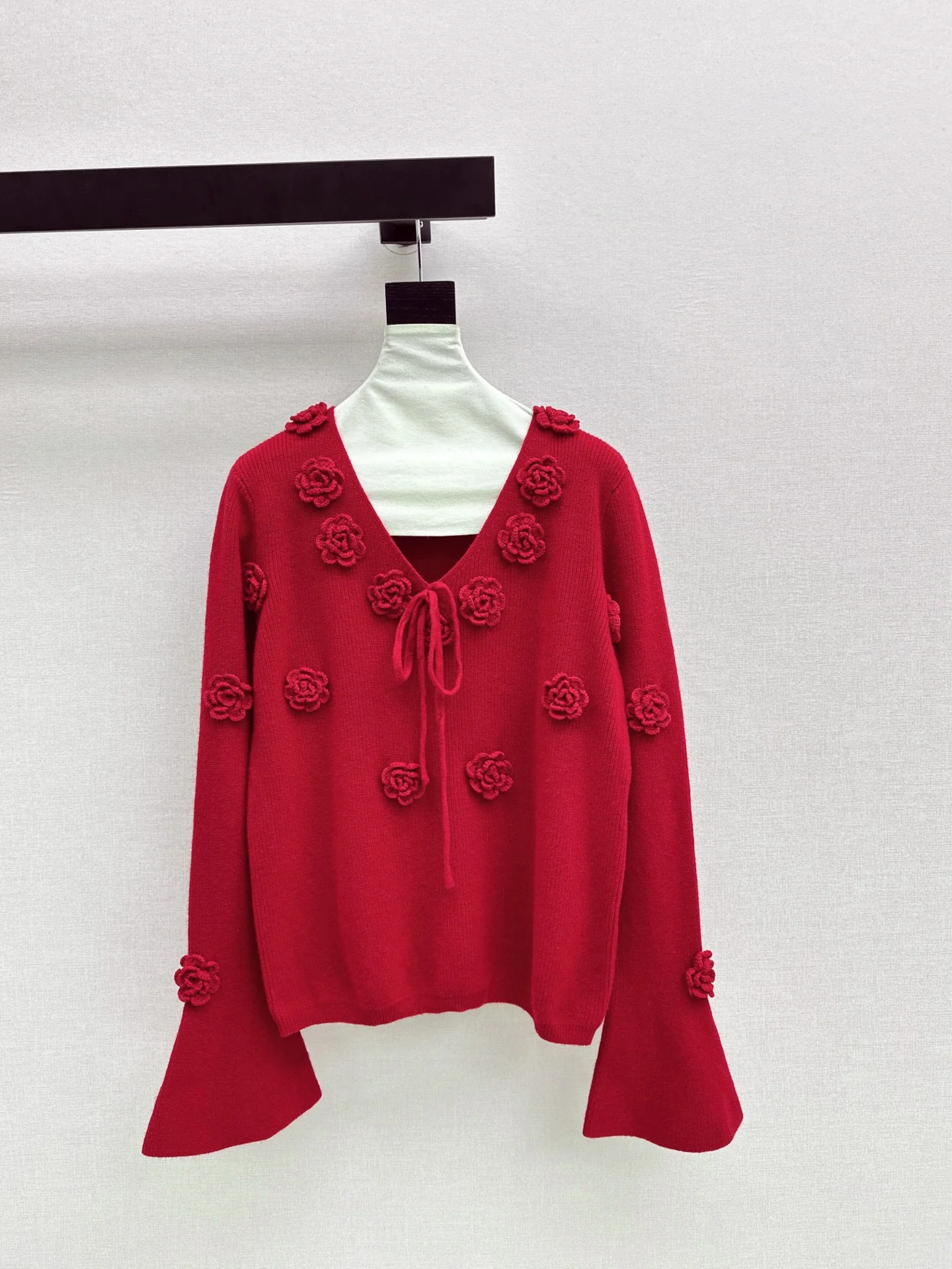 Miu 26ss knit sweater