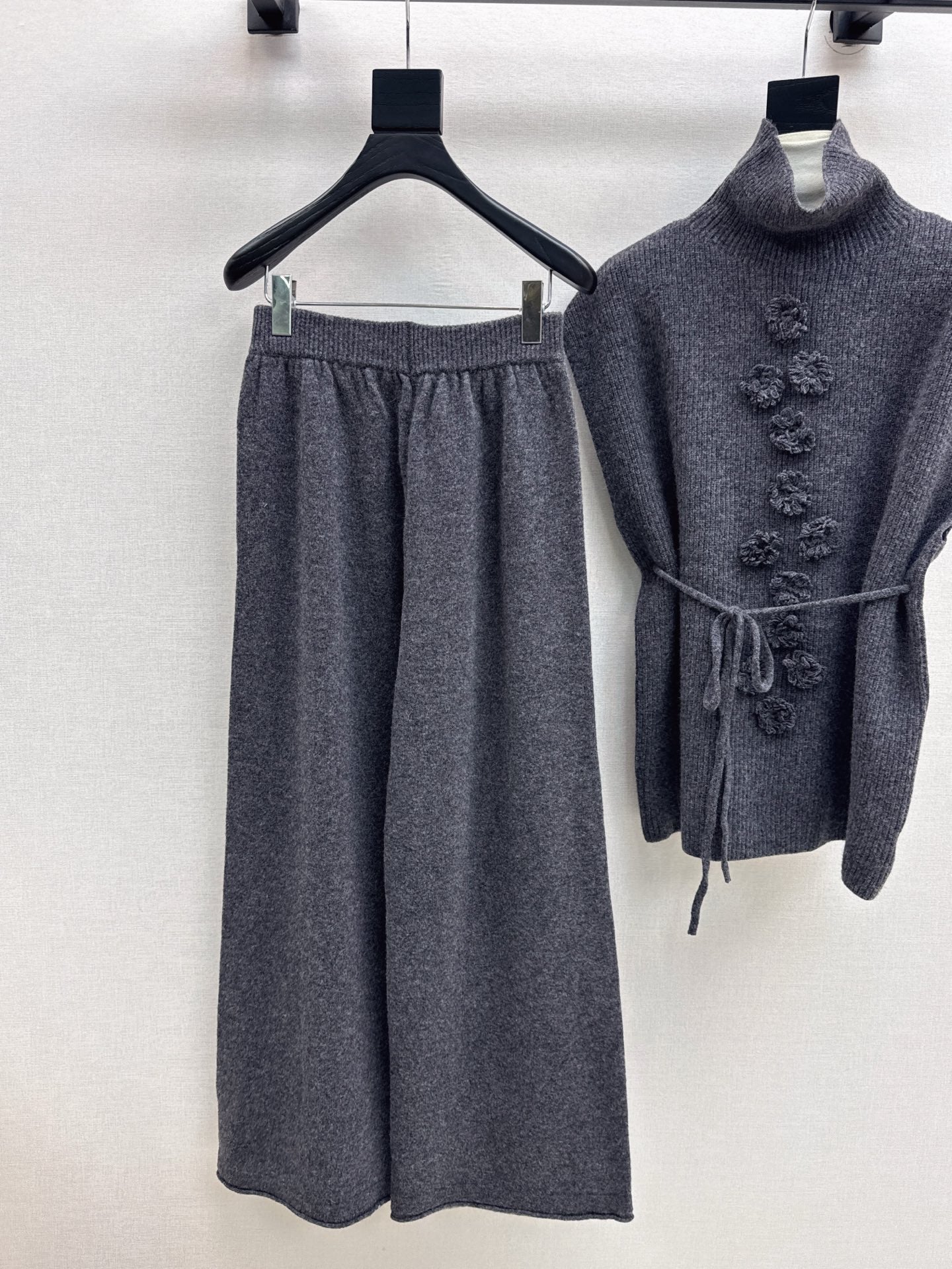 Chan 25fw sleeveless sweater pants set