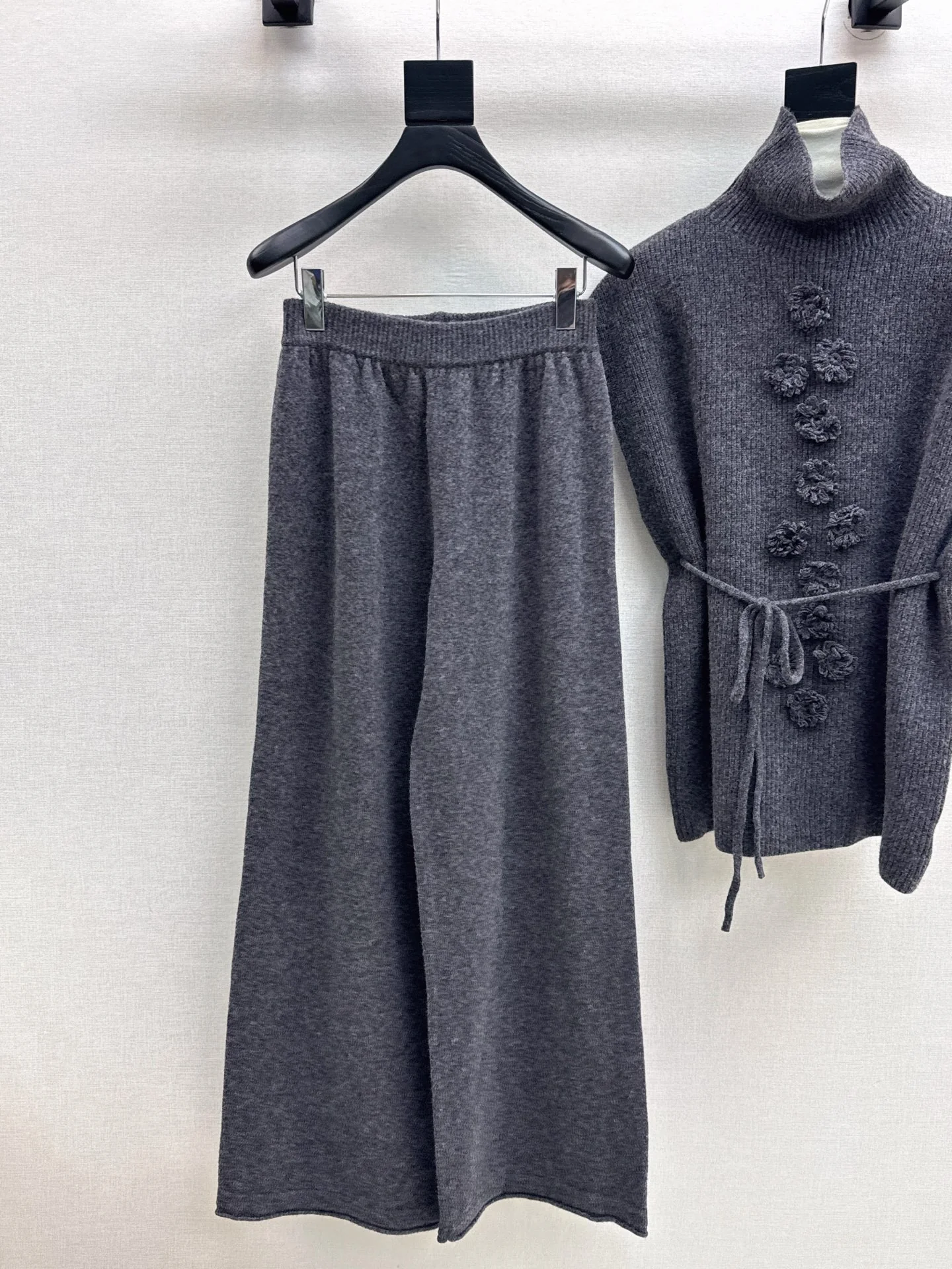 Chan 25fw sleeveless sweater pants set