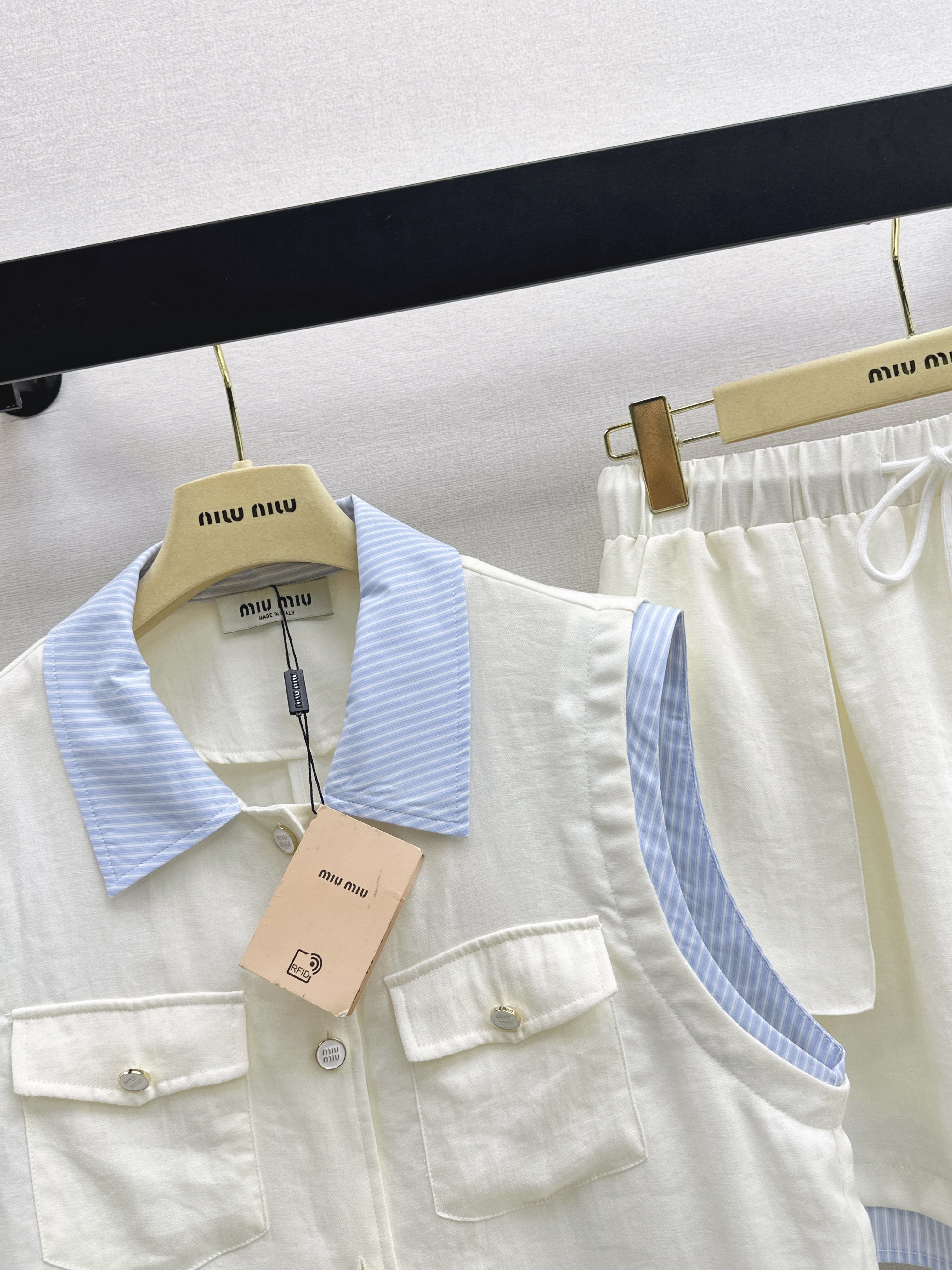 Miu 26ss shirt mini skirt set
