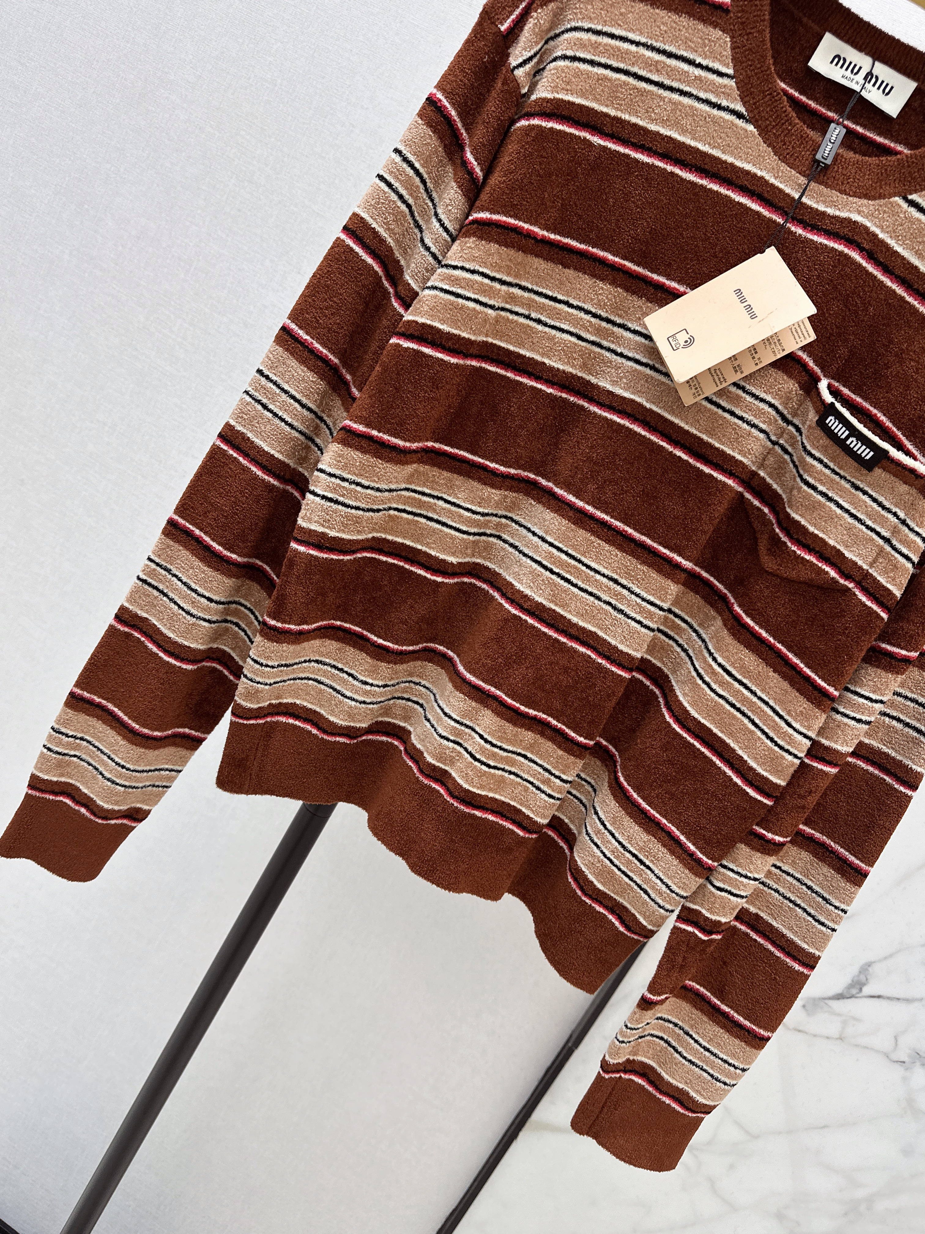 Miu 26ss stripe sweater
