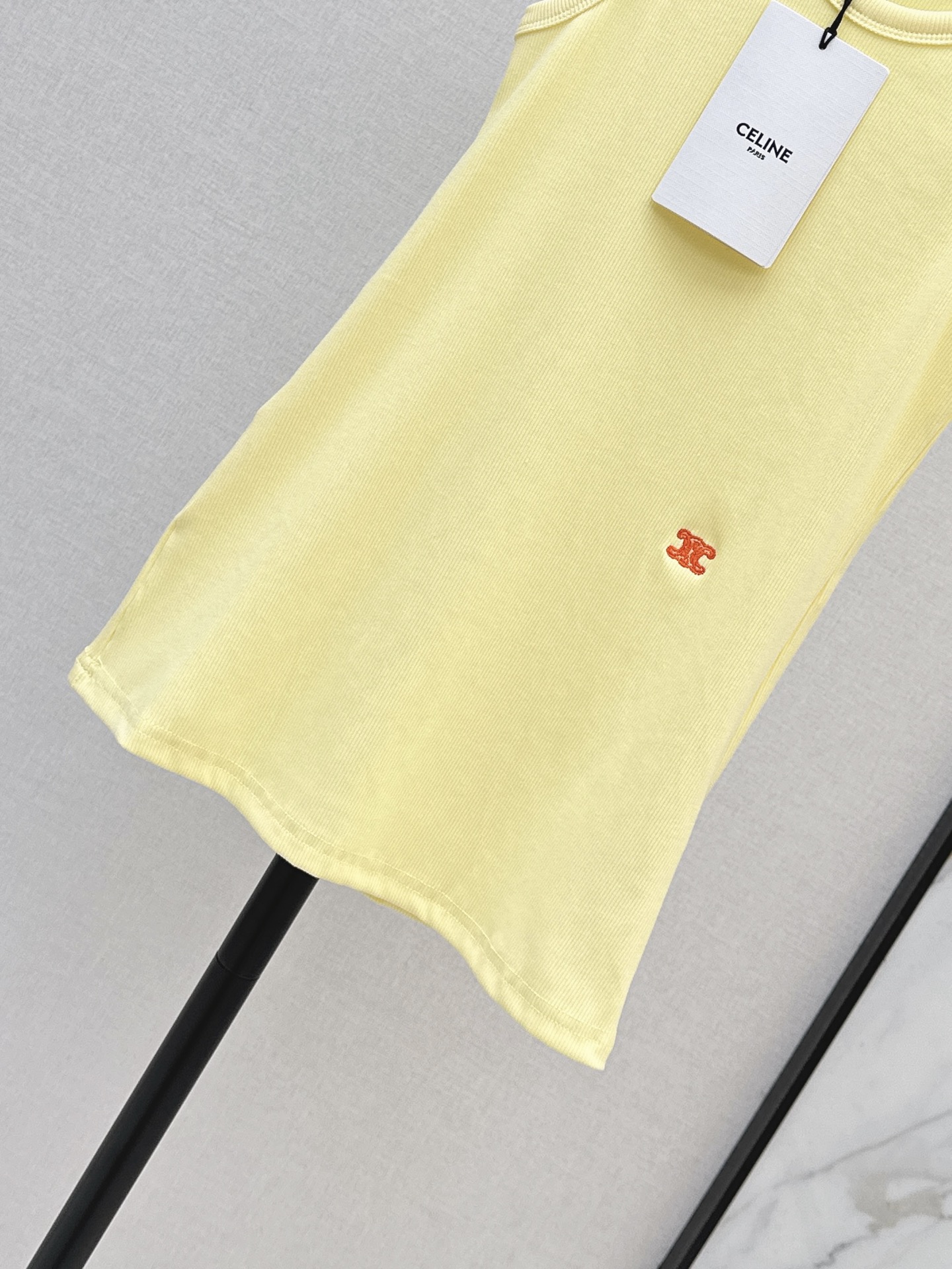 Celi 26ss rib knit vest