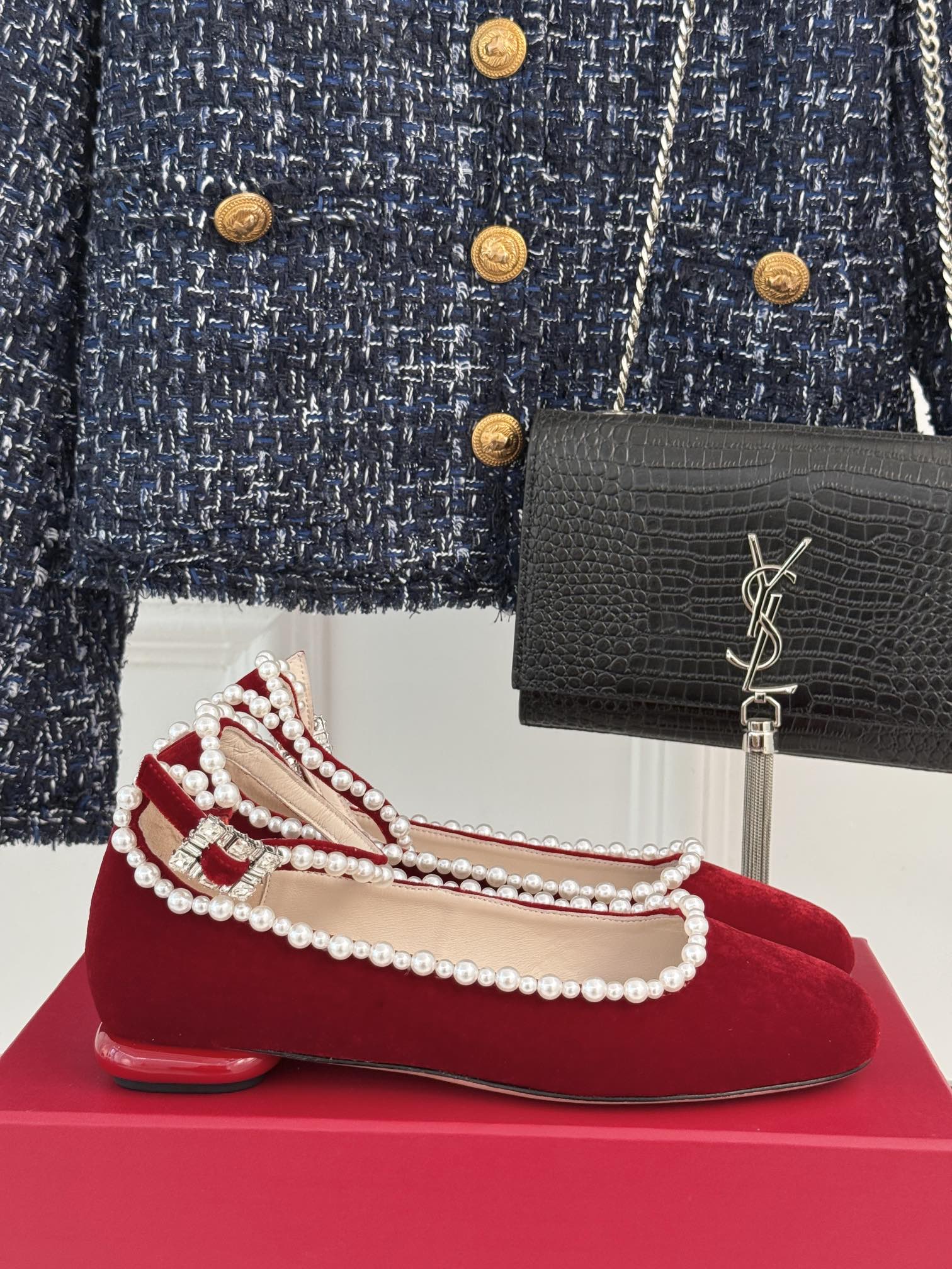 R Vi pearls ballerina shoes