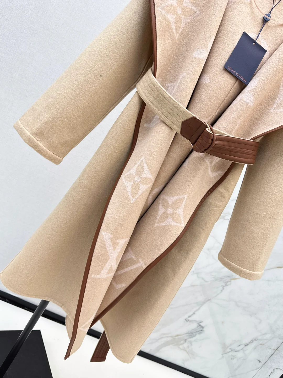 Loui 25fw reversible overcoats