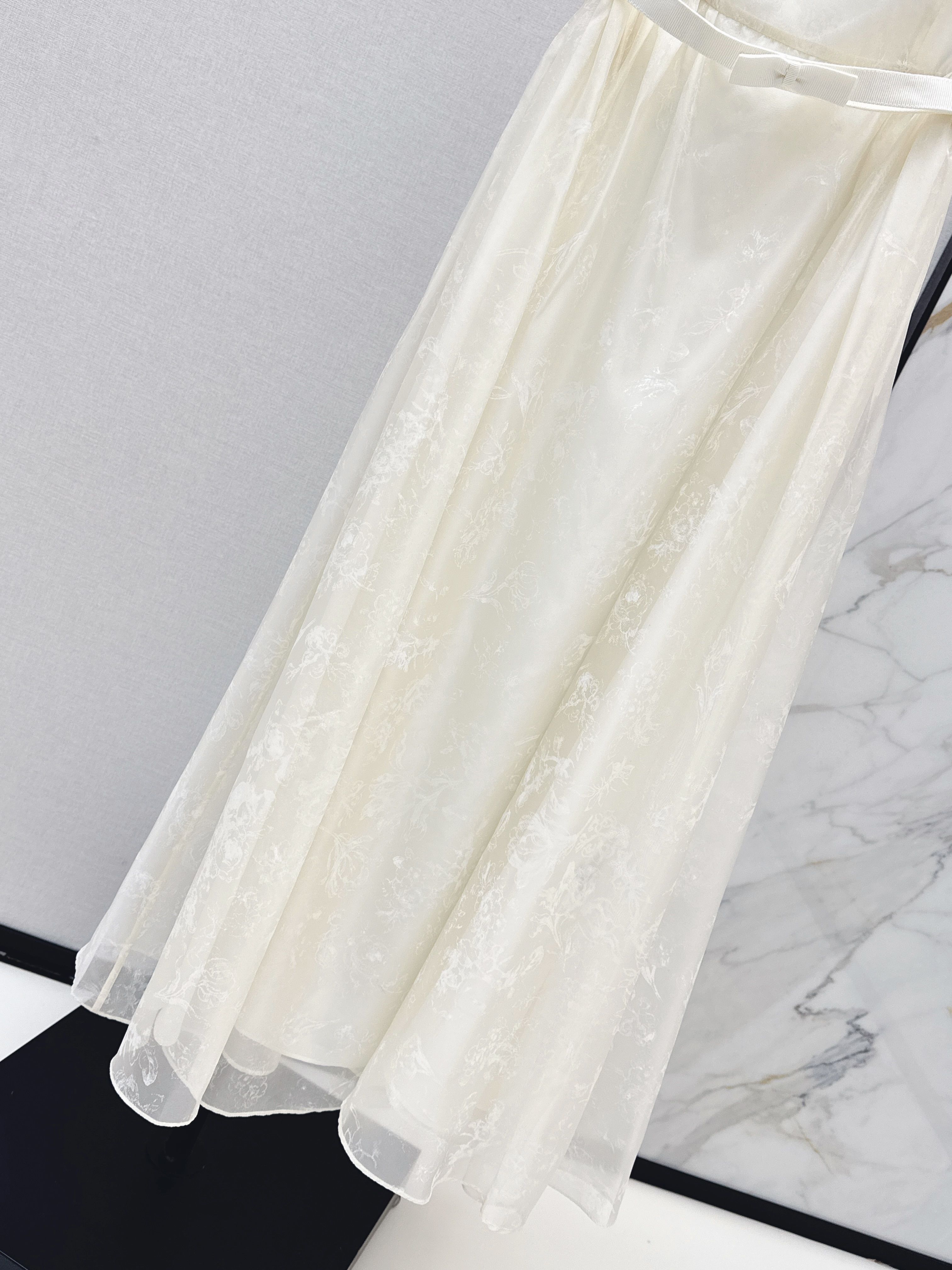 CD 26ss jacquard slip silk dress