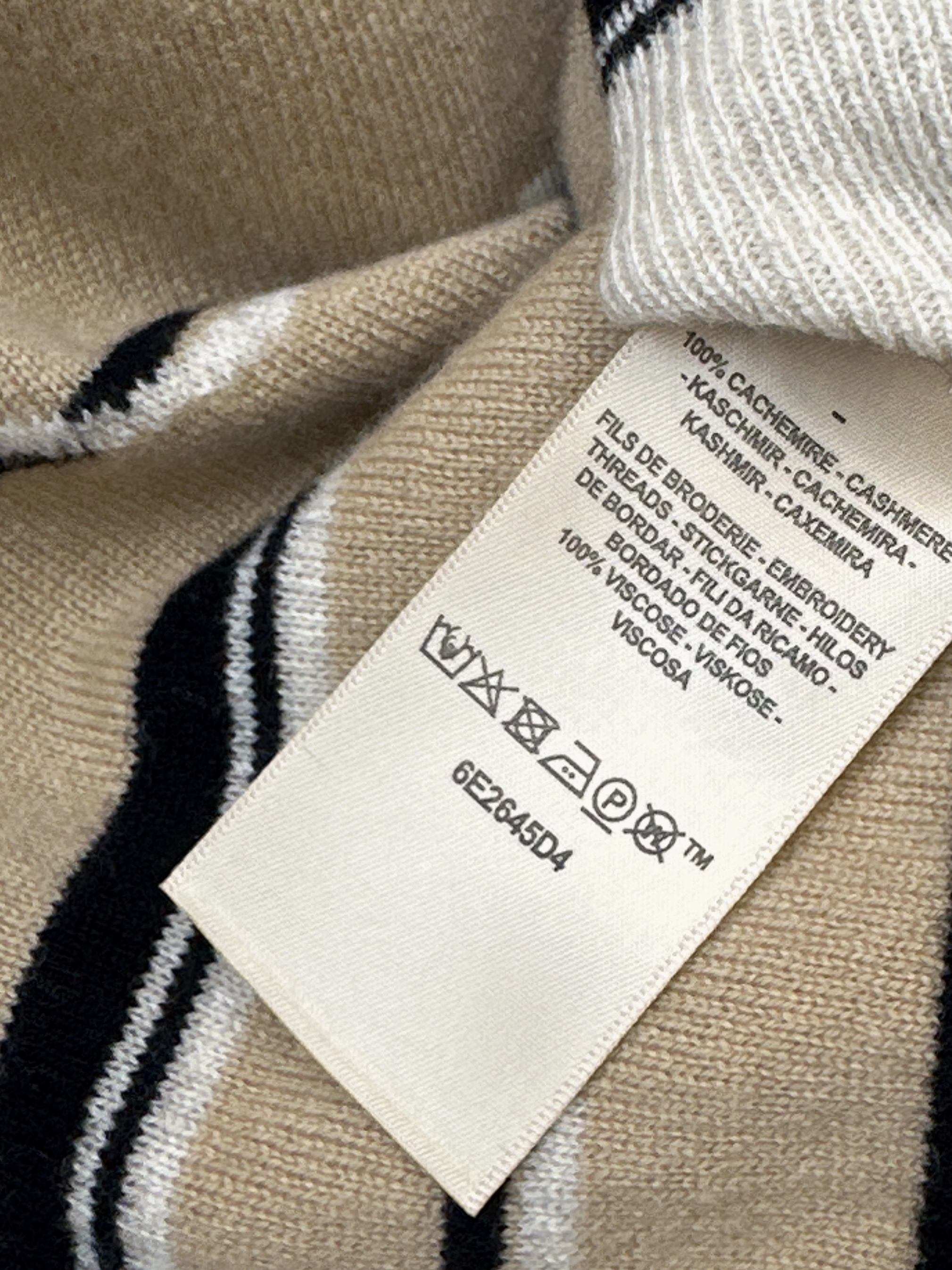 Herm 26ss stripe knit sweater