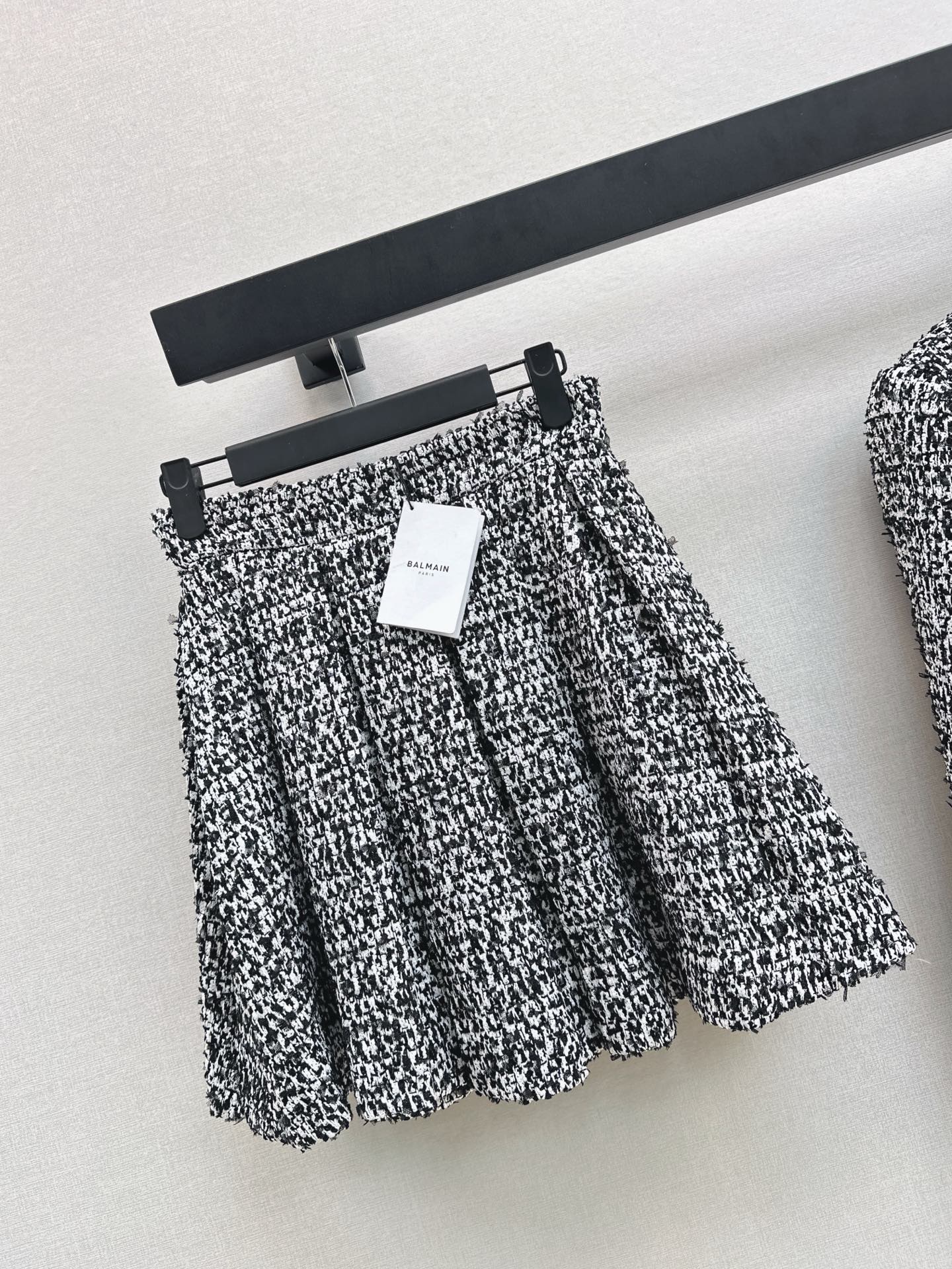 Bal 25fw pleated skirt