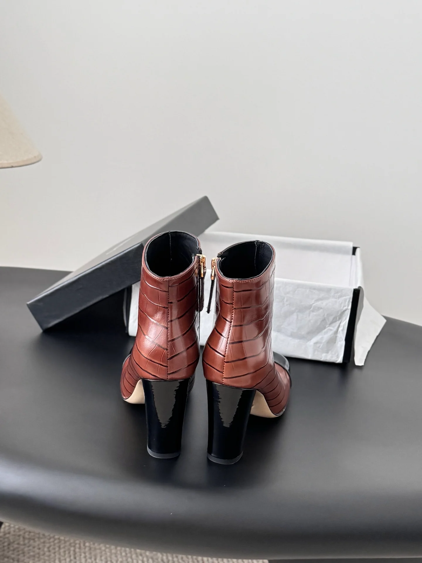 Chan 26ss ankle boots
