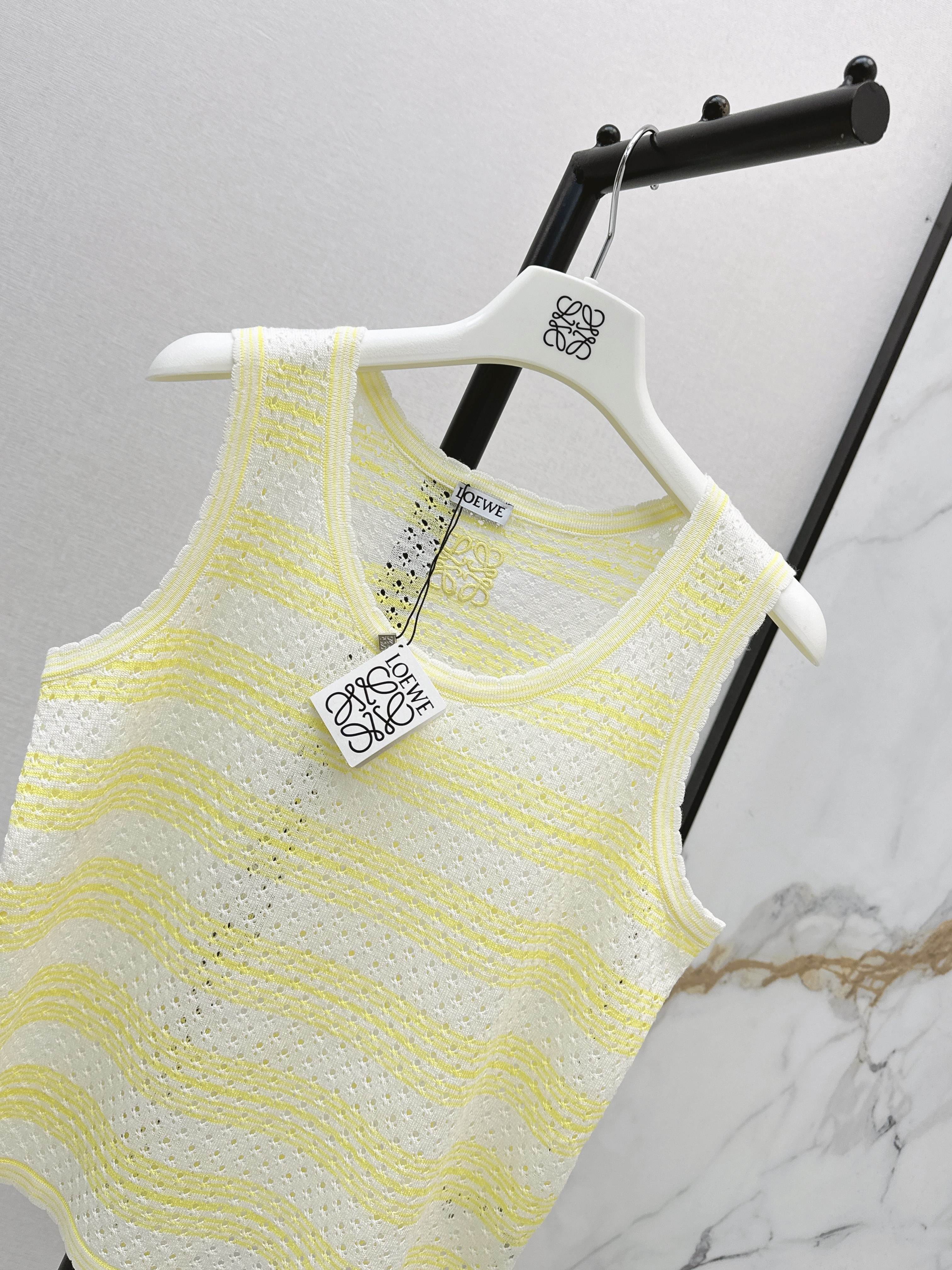 Loe 26ss hollow stripe vest