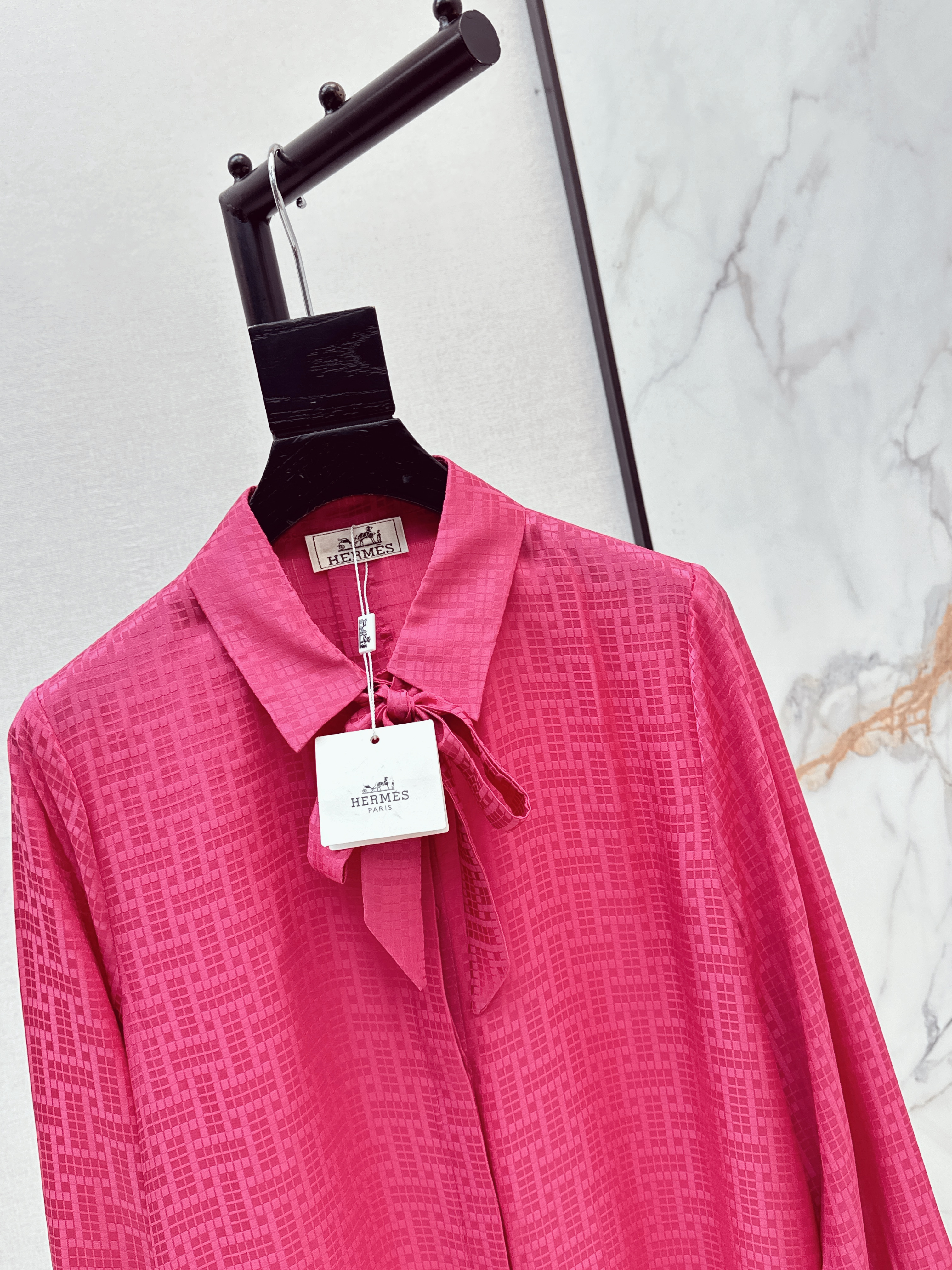 Her 26ss jacquard silk shirt