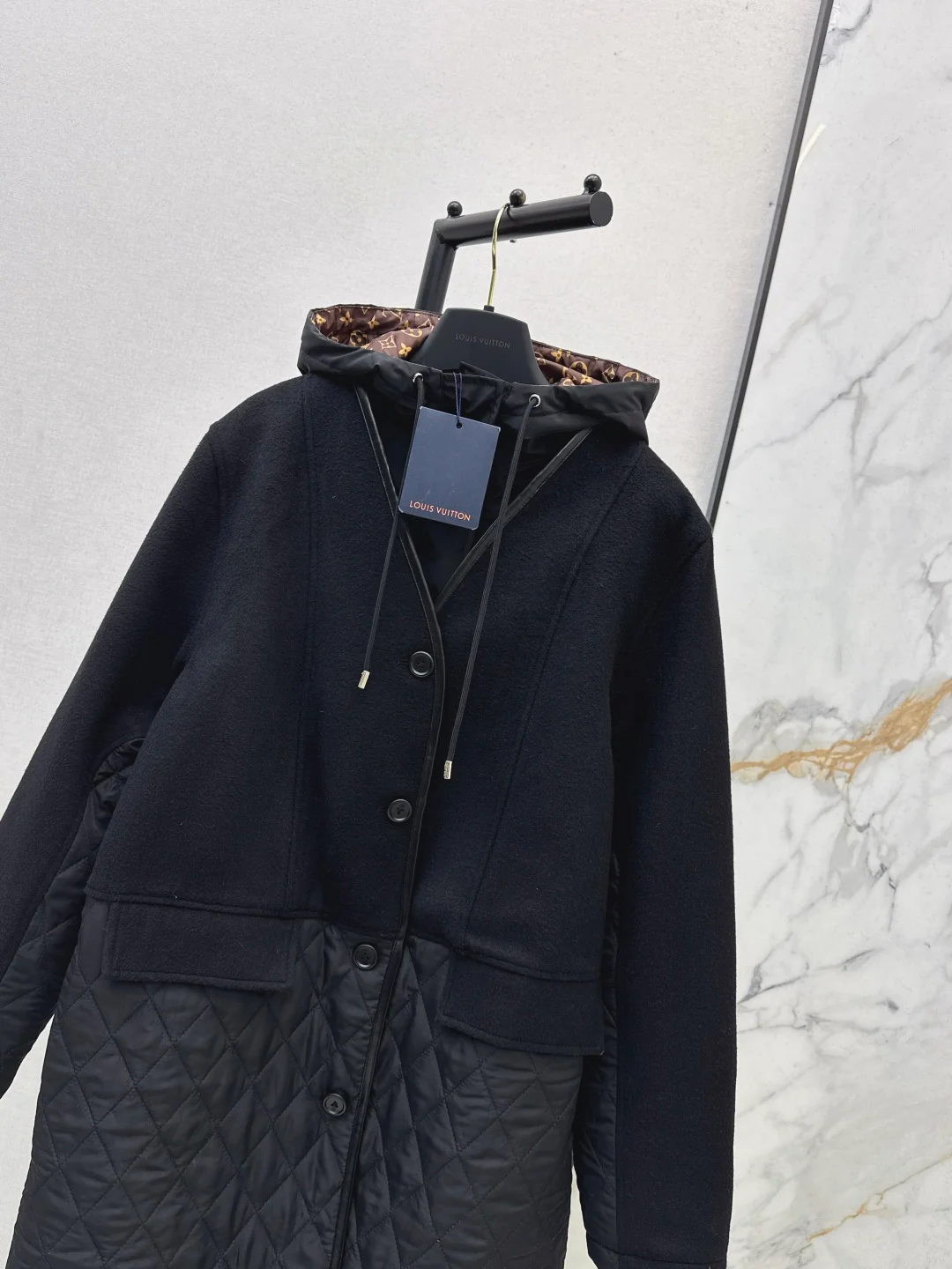 Loui 25fw padded jacket