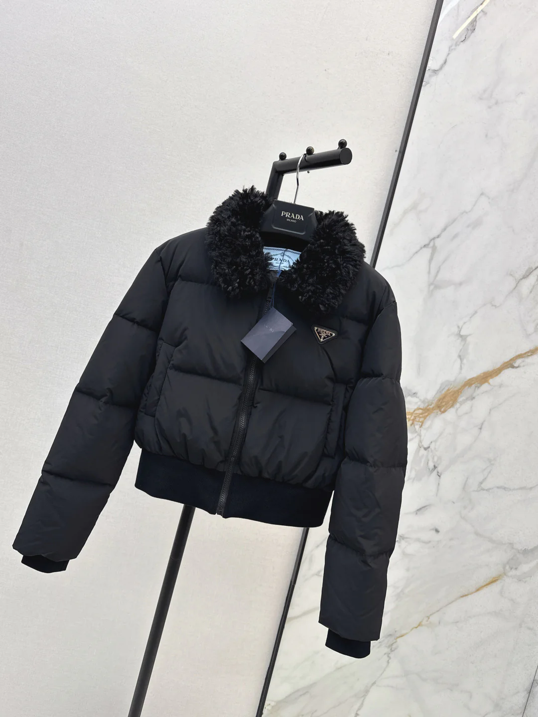 Pra 25fw down jacket
