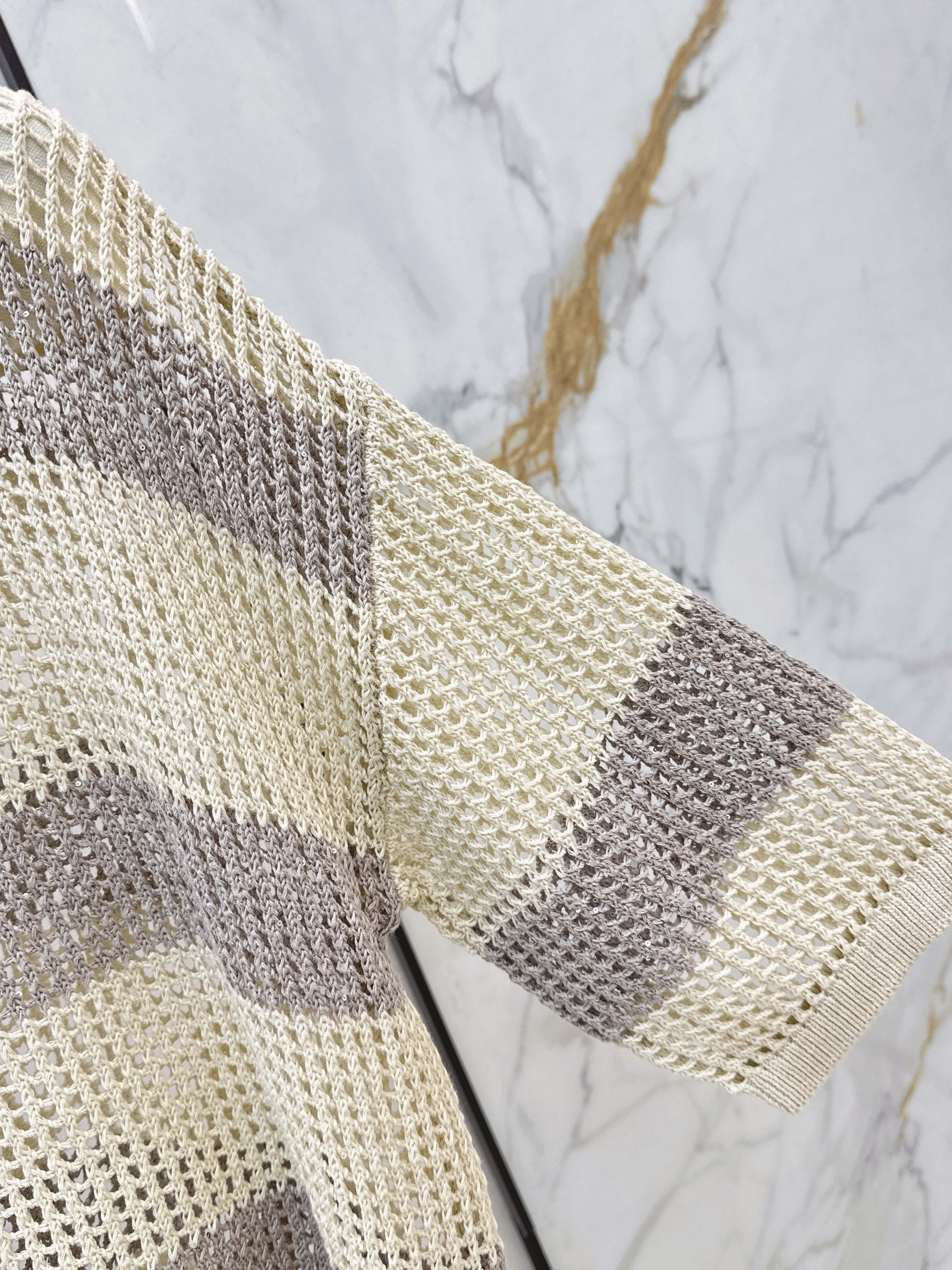 Brun 26ss hollow cardigan