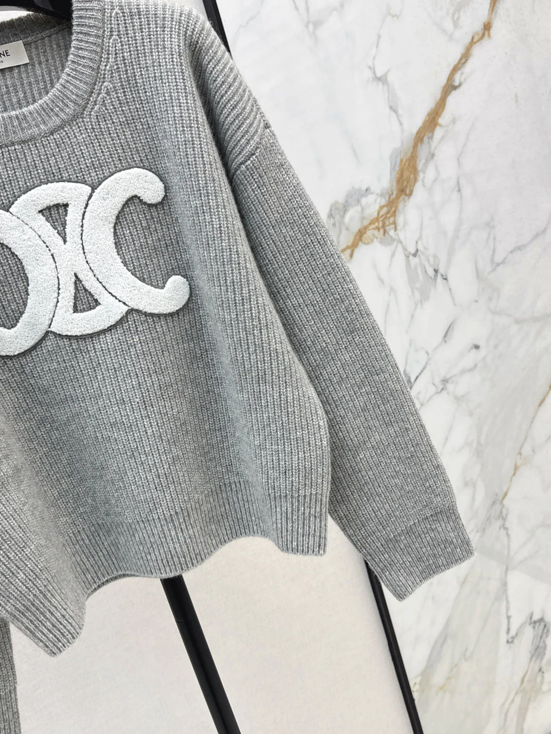 Celi 25fw embroidered sweater