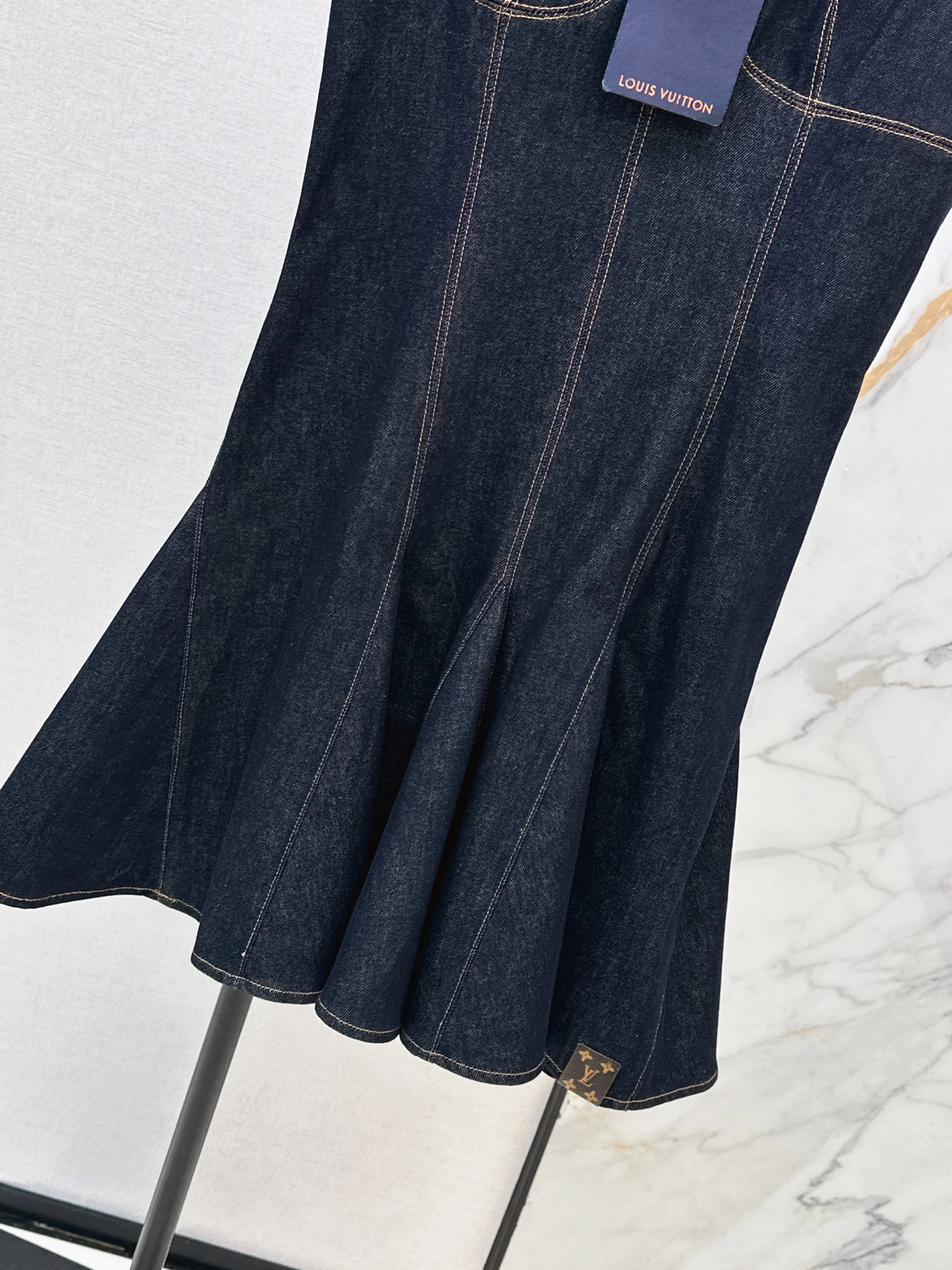 Louis 26ss denim v-neck dress