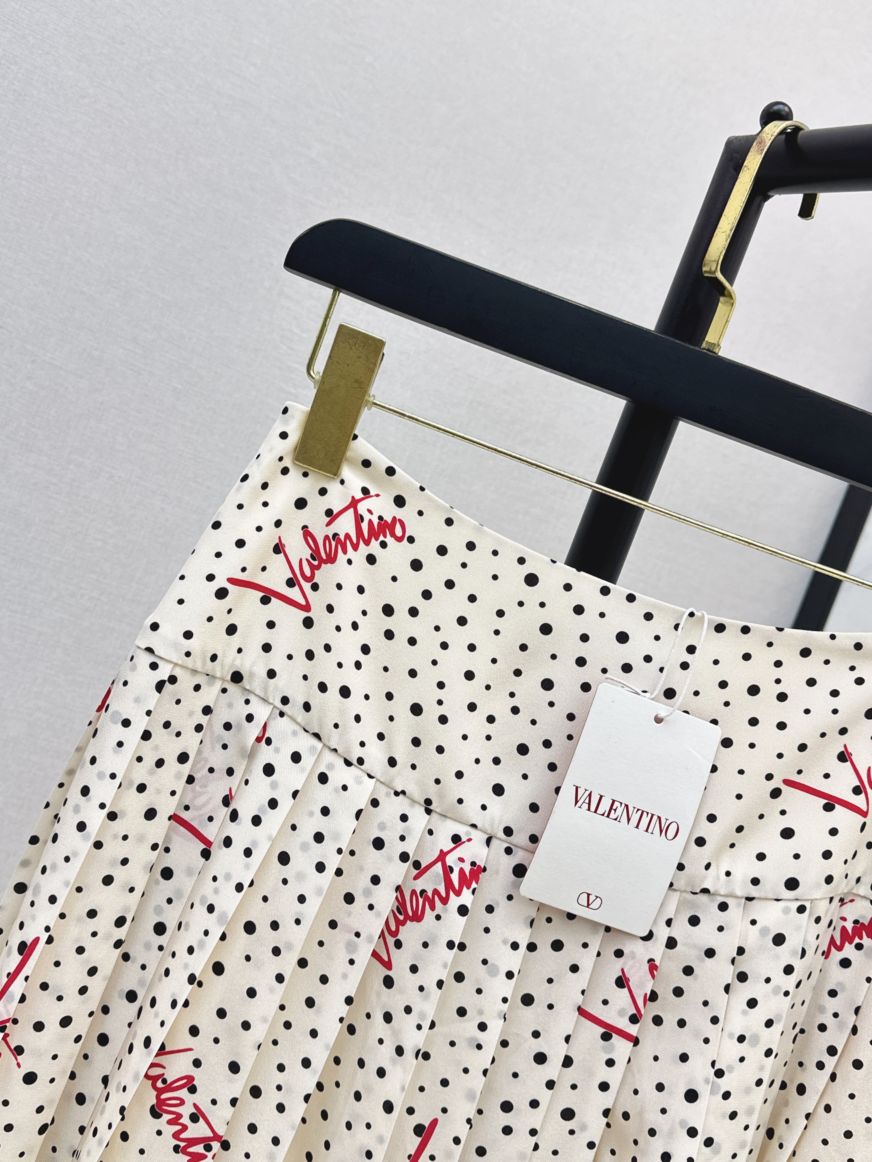 Valen 26ss print polka dots silk skirt