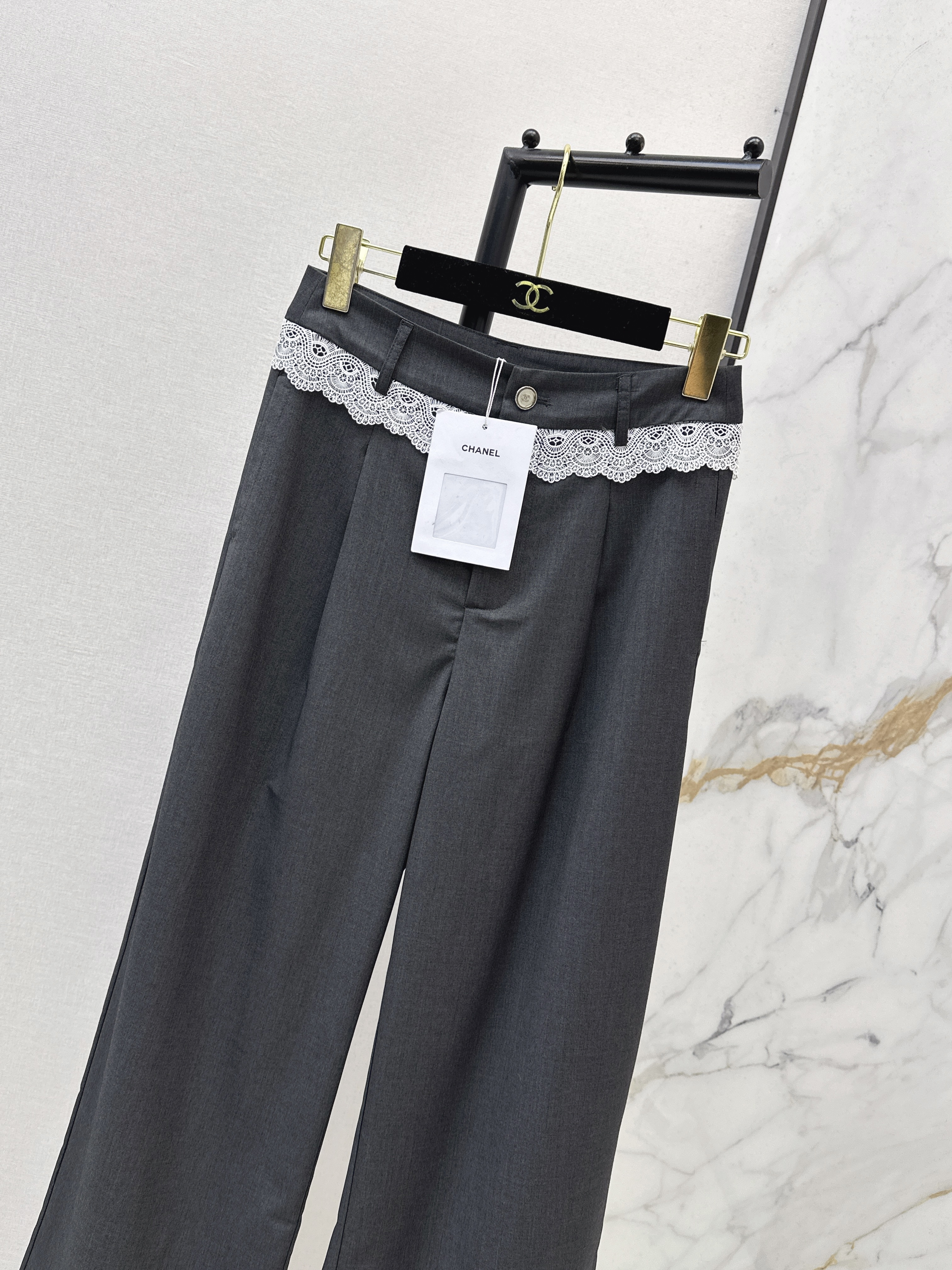 Chan 26ss contract lace pants