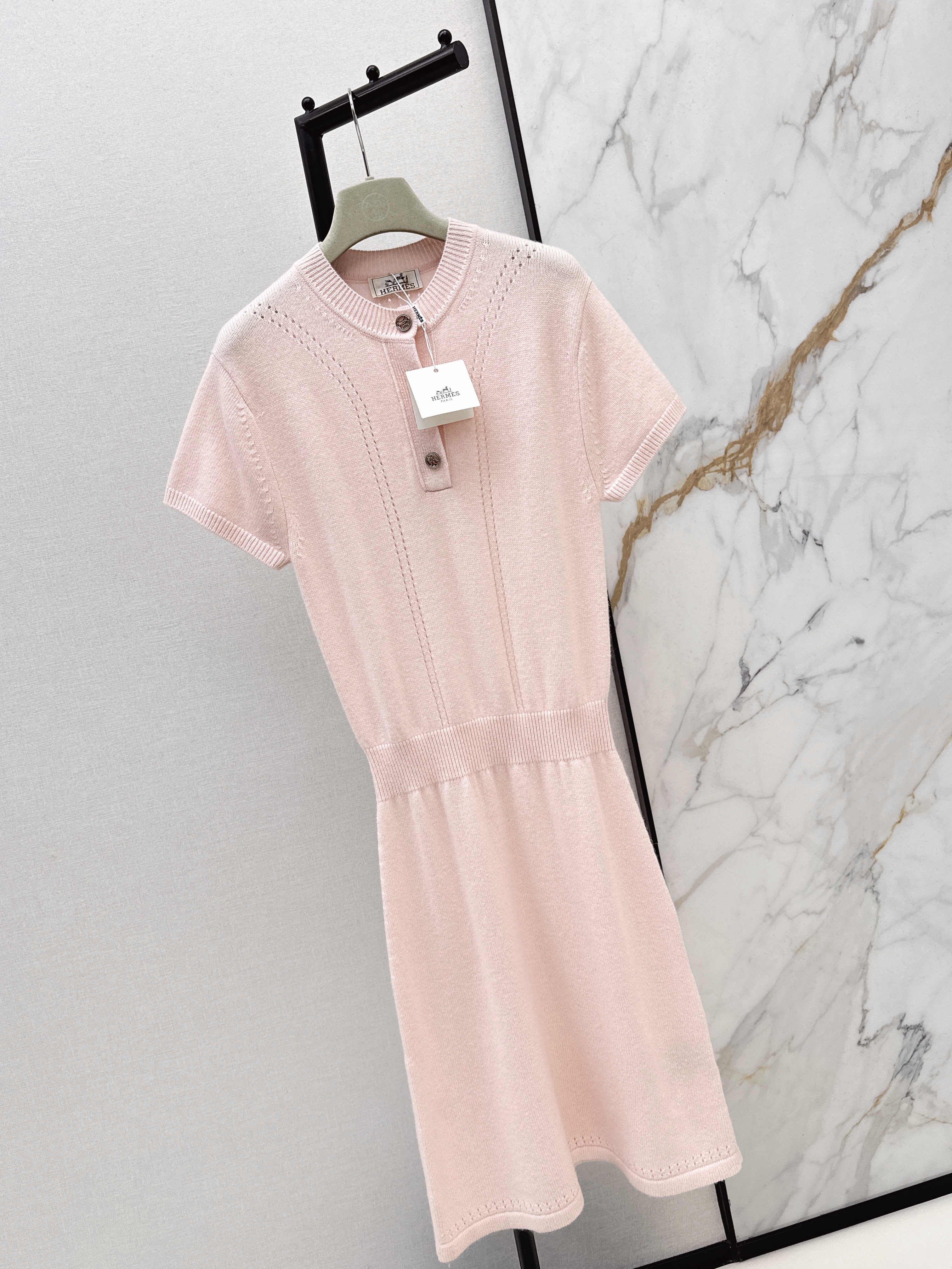 Herm 26ss cashmere dress