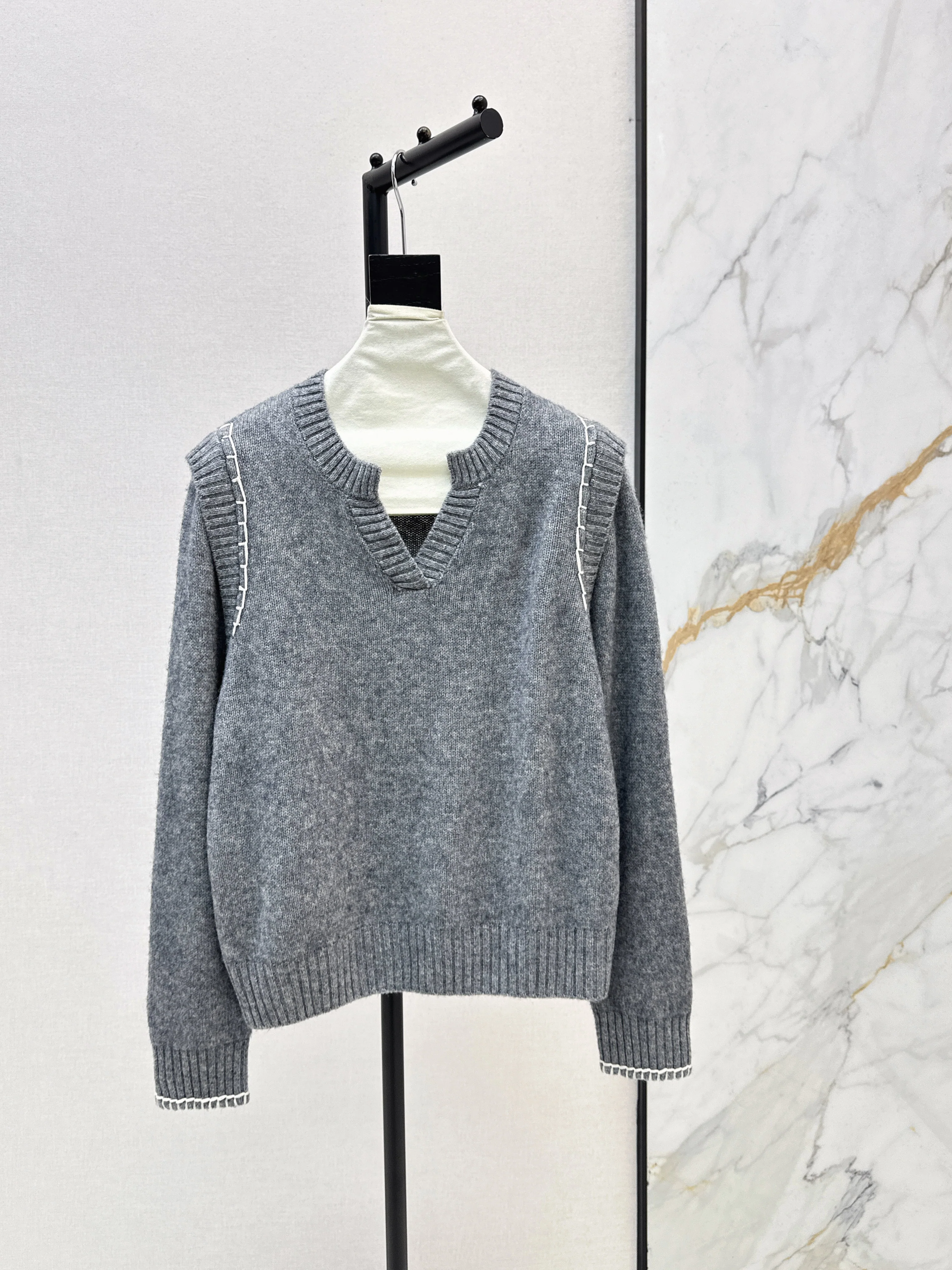 Herm 26ss sweater