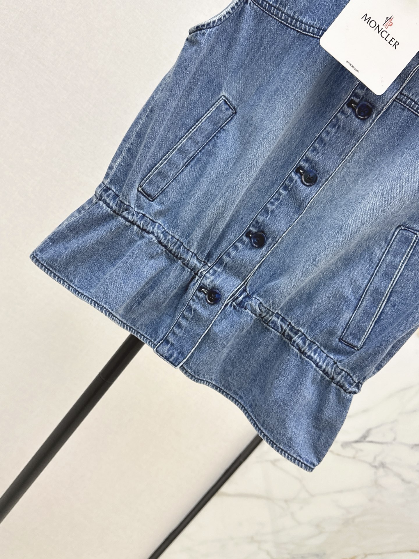 Monc 26ss denim vest