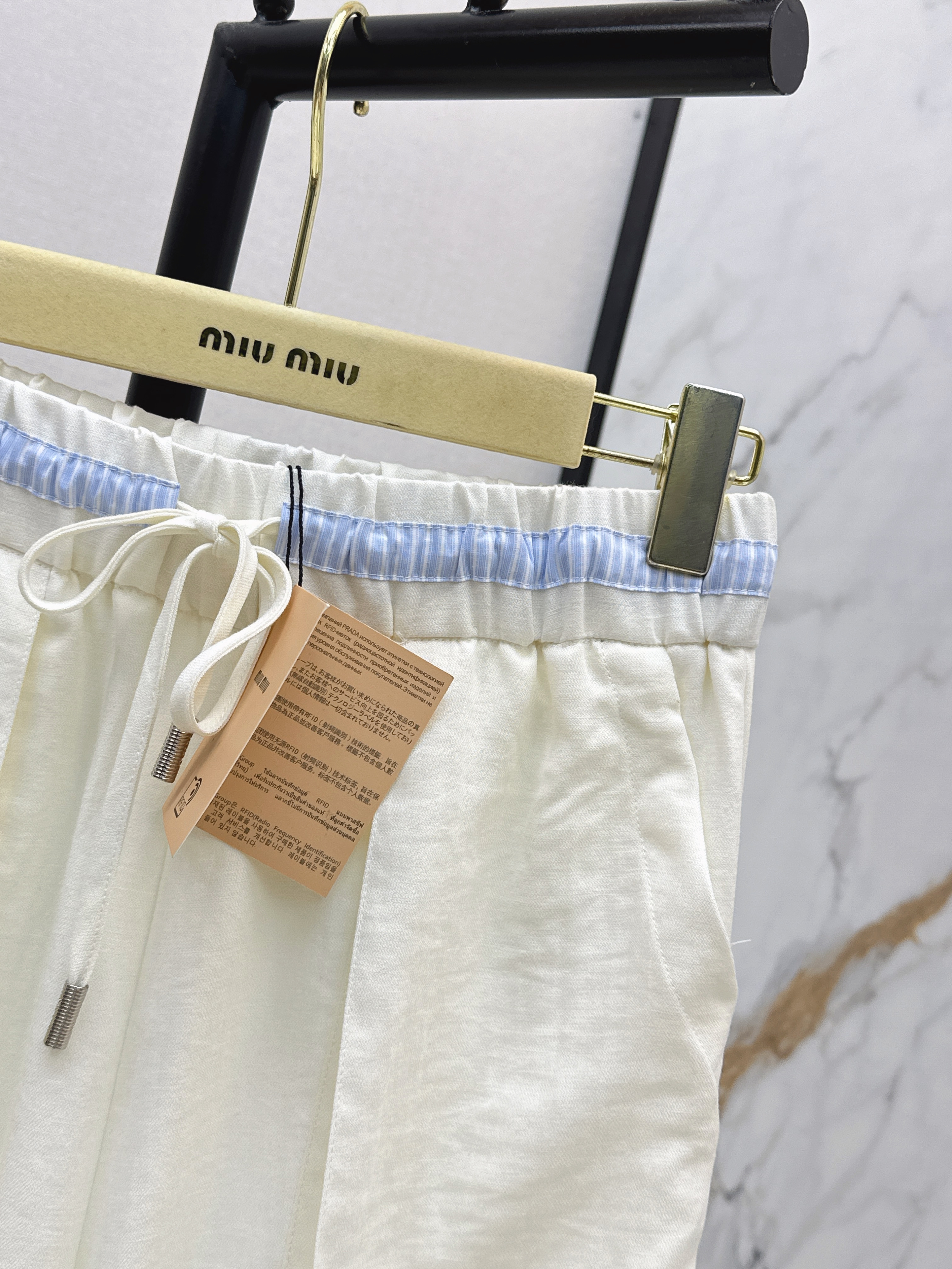 Miu 26ss straight-leg pants