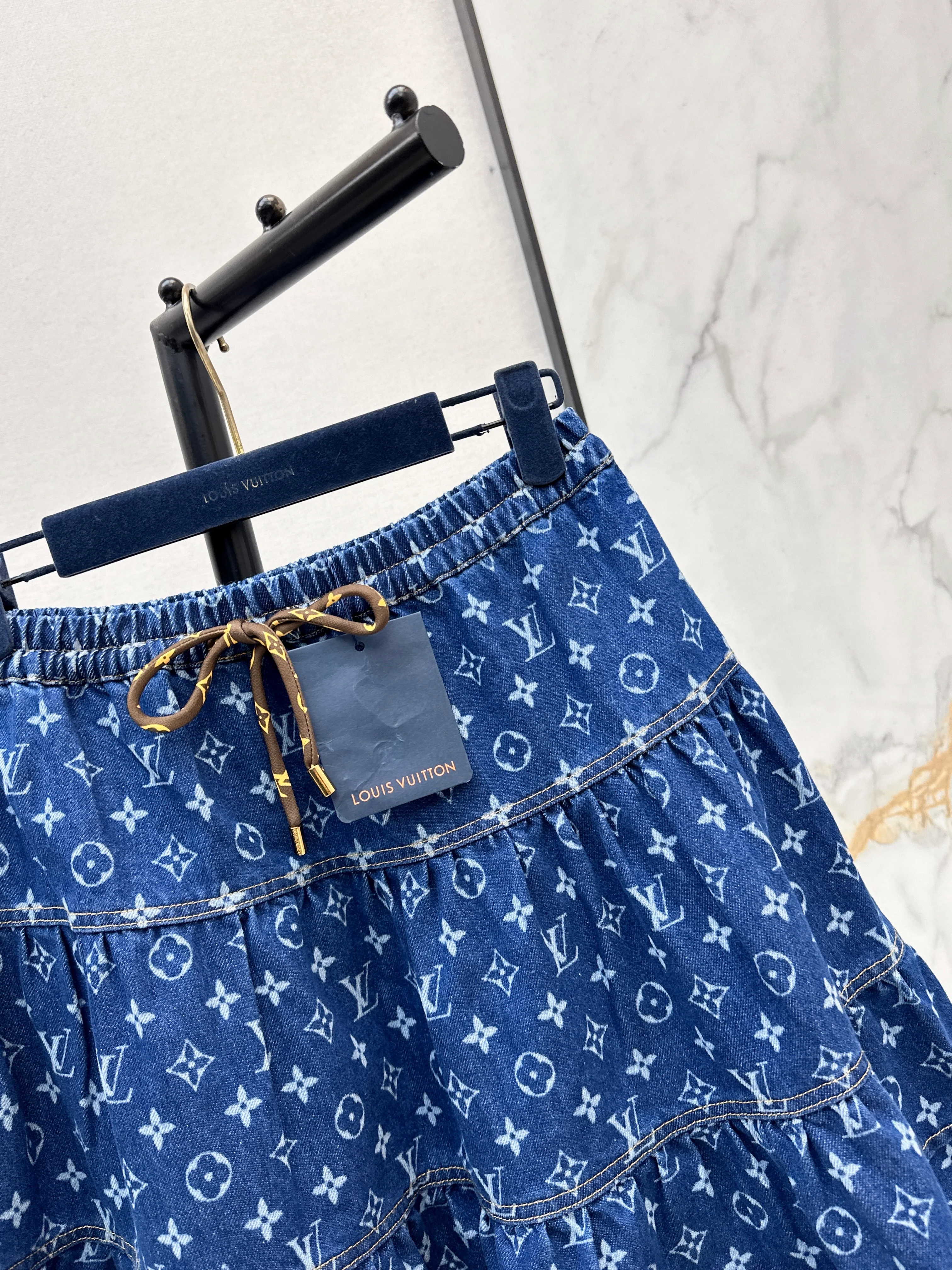 Louis 26ss cake skirts