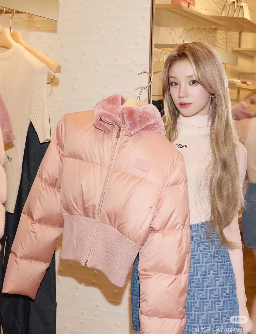 Fend 25fw down jacket