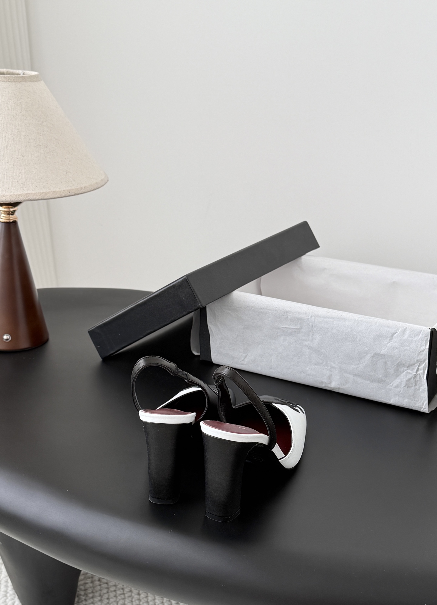 Chan 26ss slingback heel