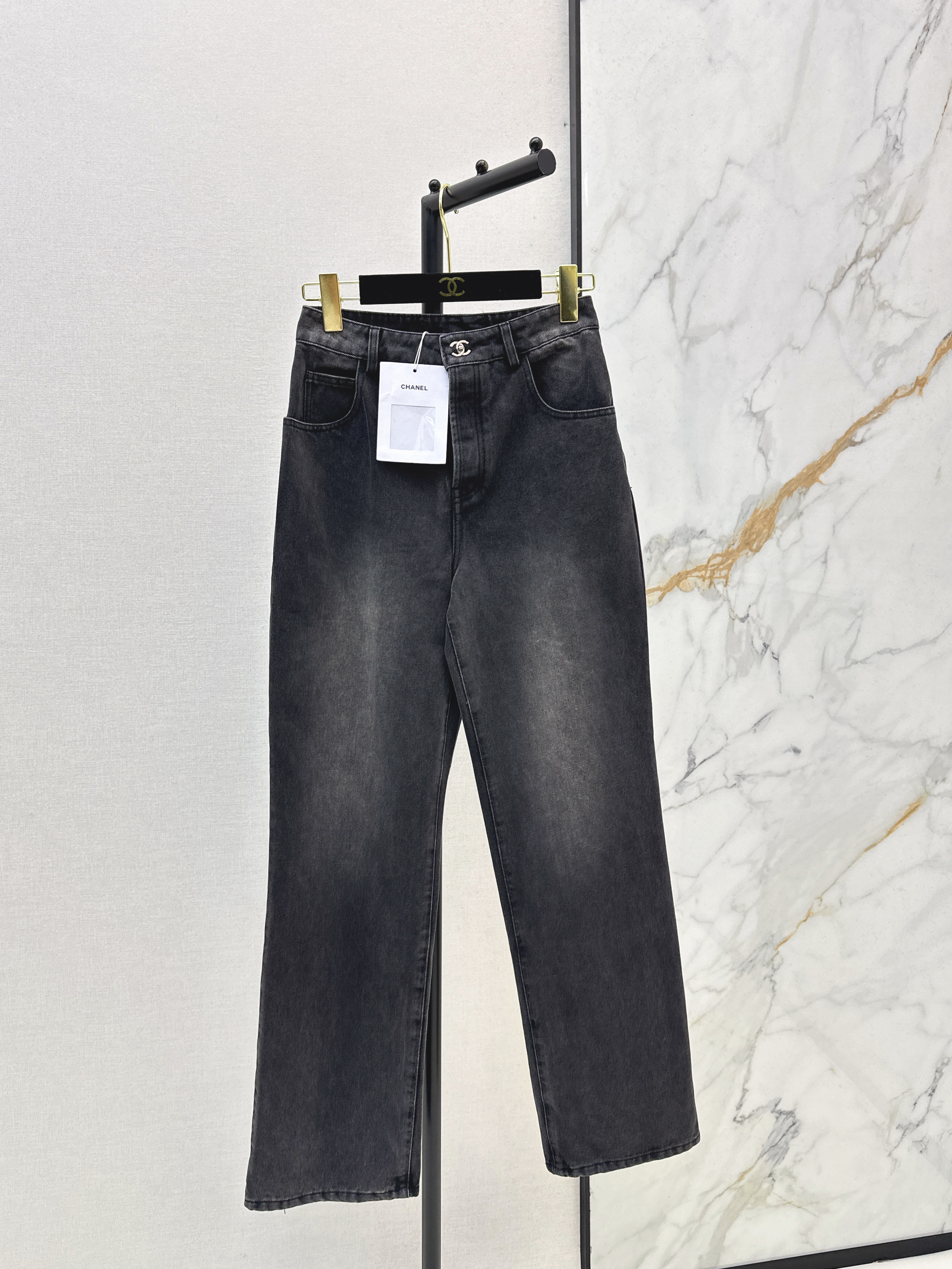 Chan 26ss straight jaens