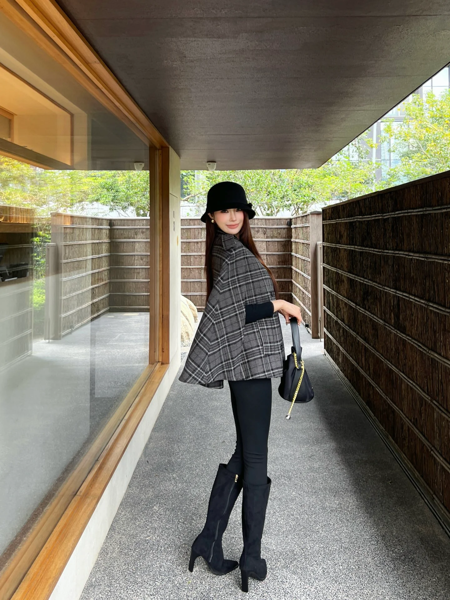 Burb 25fw check cape coats