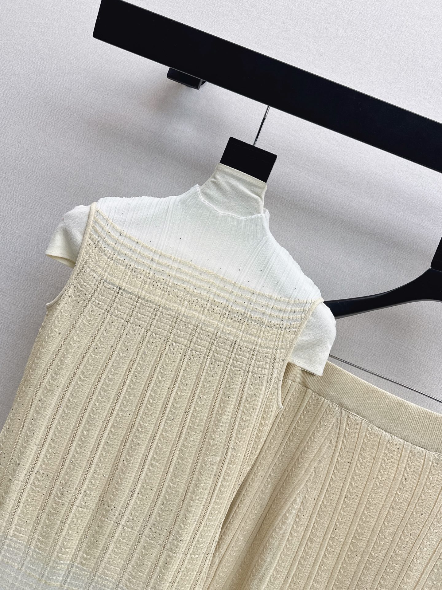 Chan 26ss sleeveless knit vest skirt set