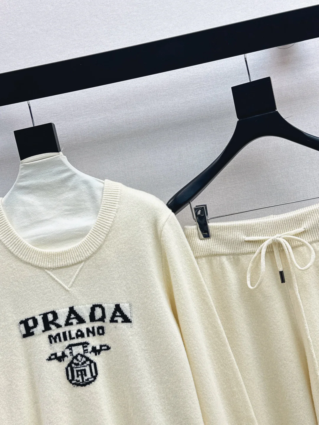 Pra 25fw sweater pants set