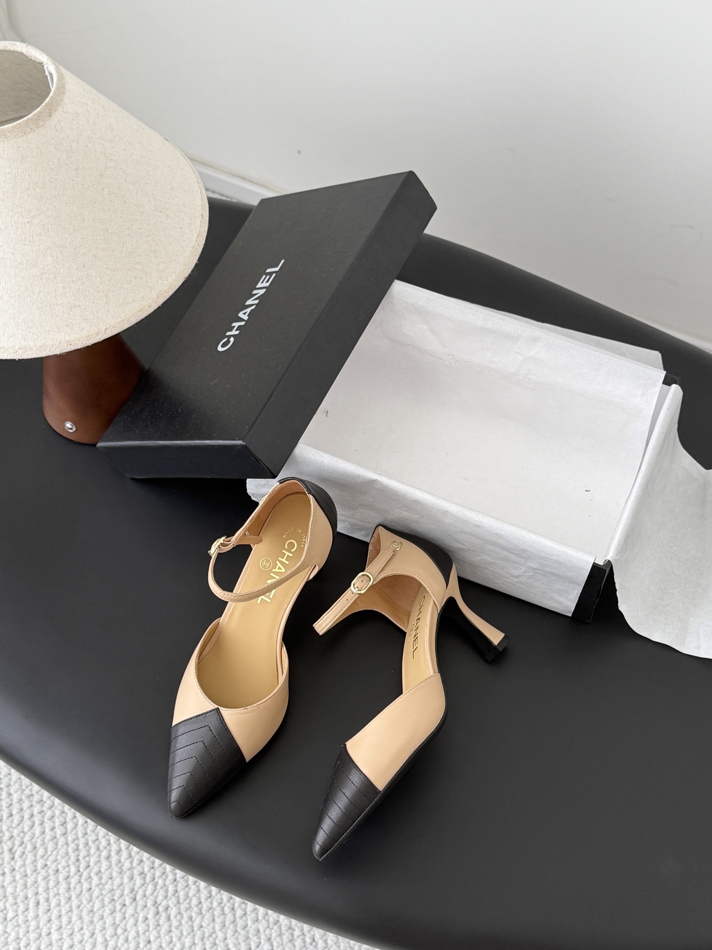 Chan 26P kitten heel sandals