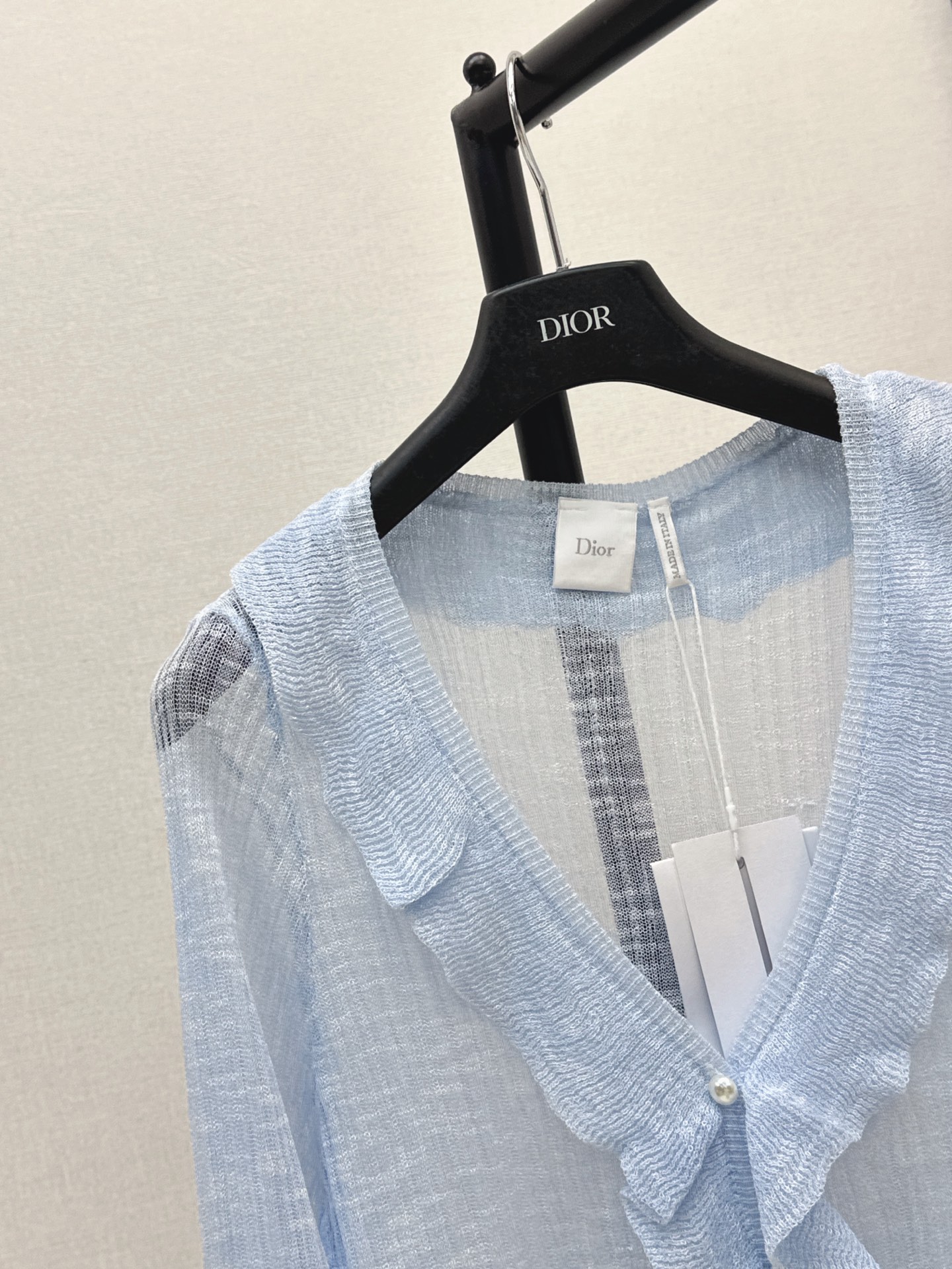 CD 26ss ruffle v-neck cardigan