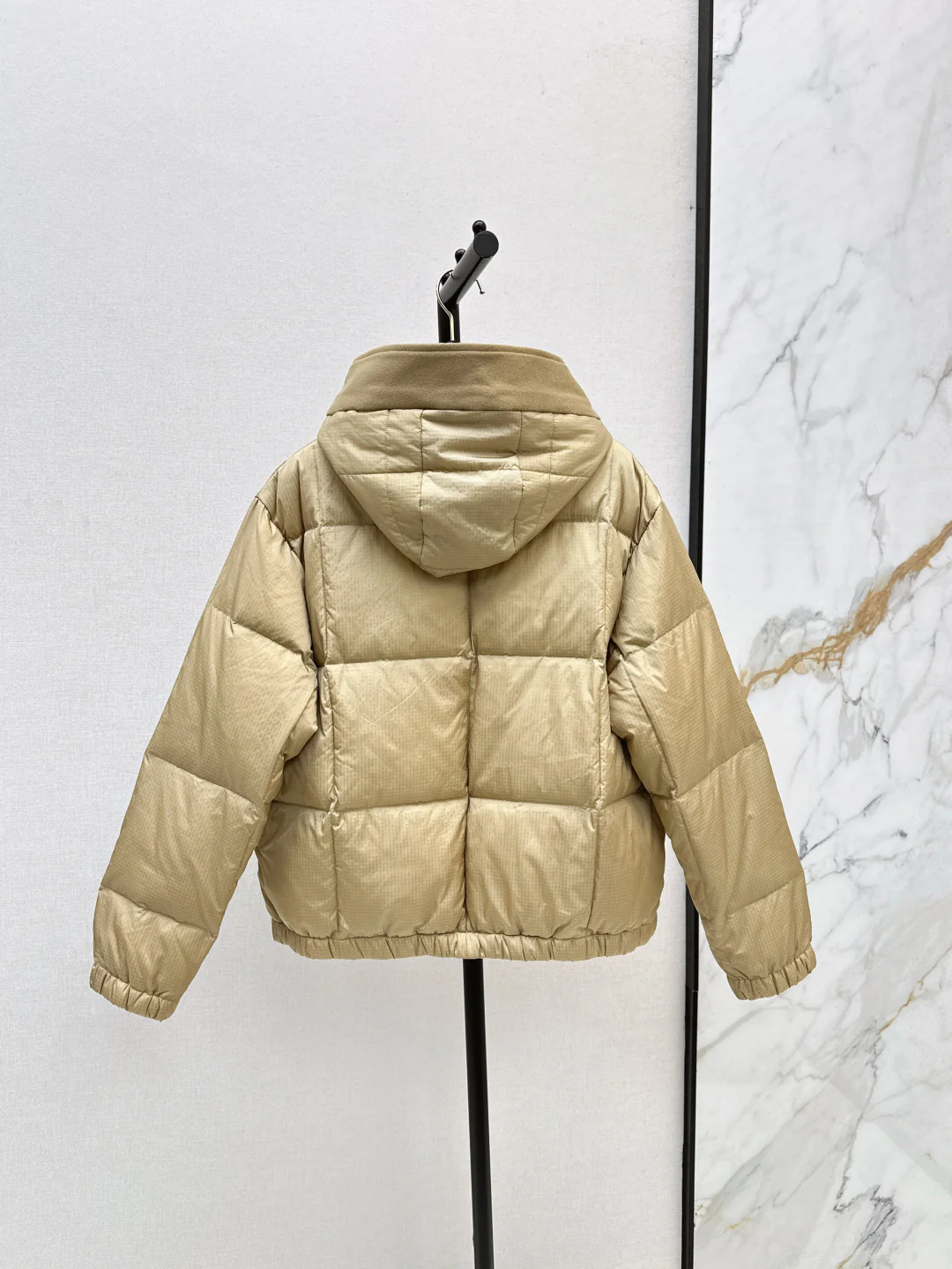 Louis 25fw down jacket