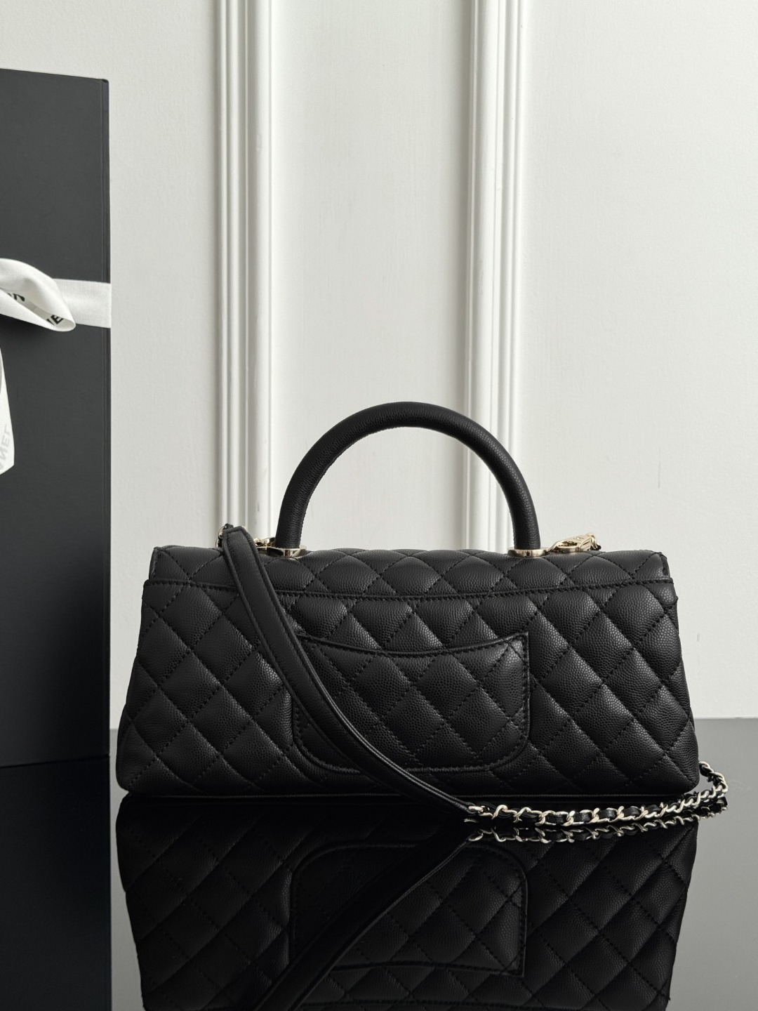 Chan 26P coco handle bag